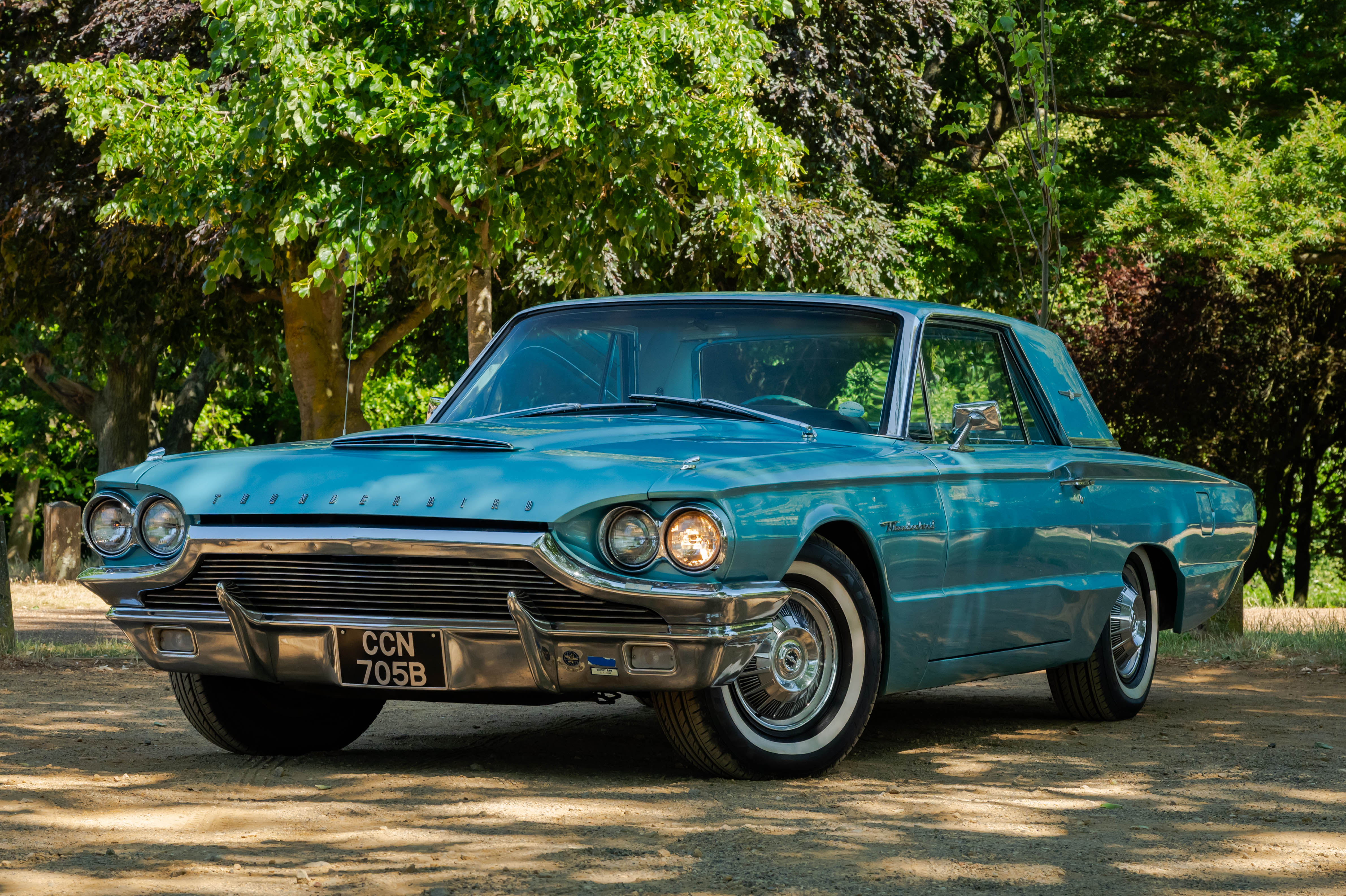 1964 Ford Thunderbird - LHD