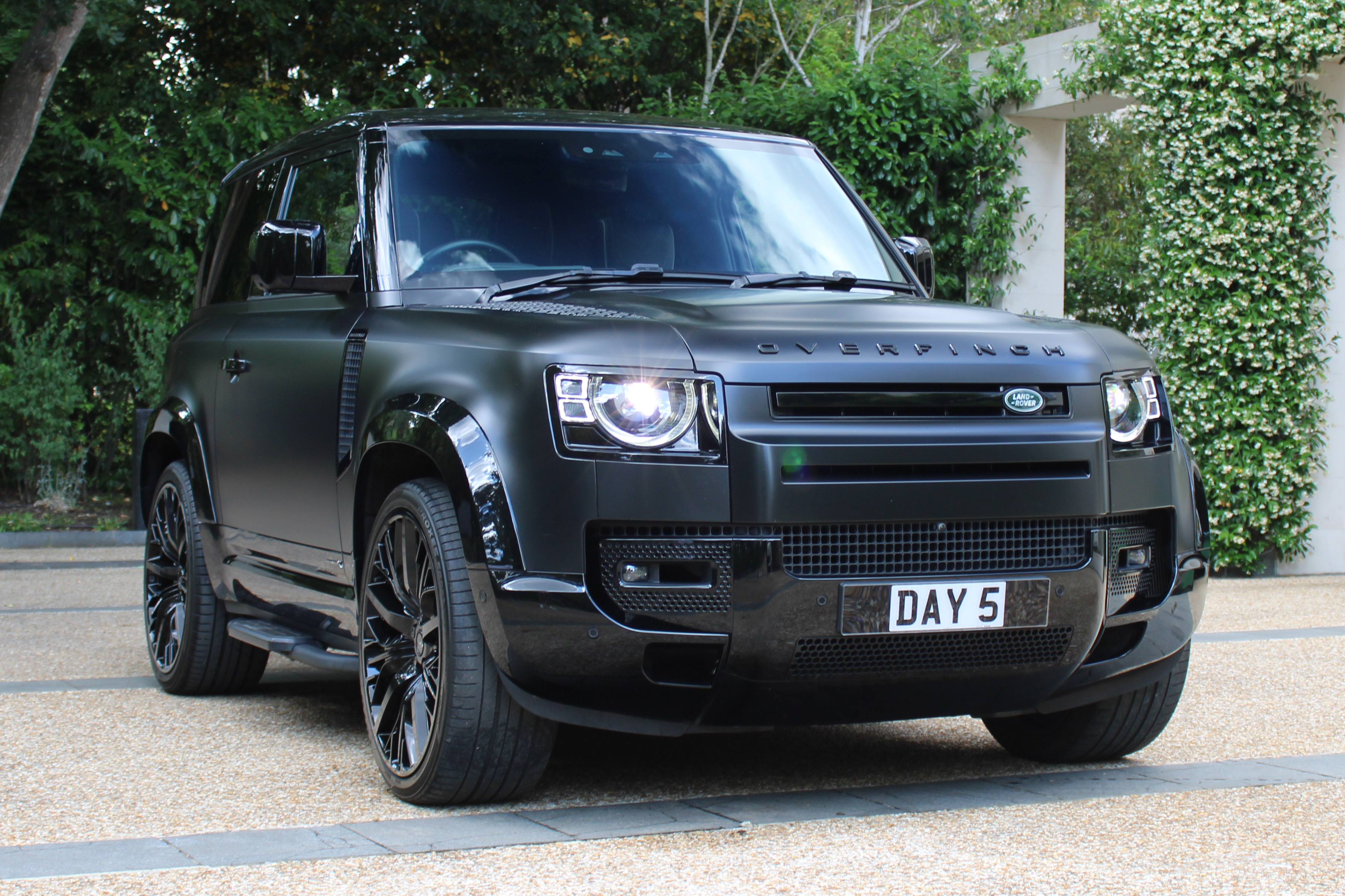 2022 Land Rover Defender 90 P400X Overfinch