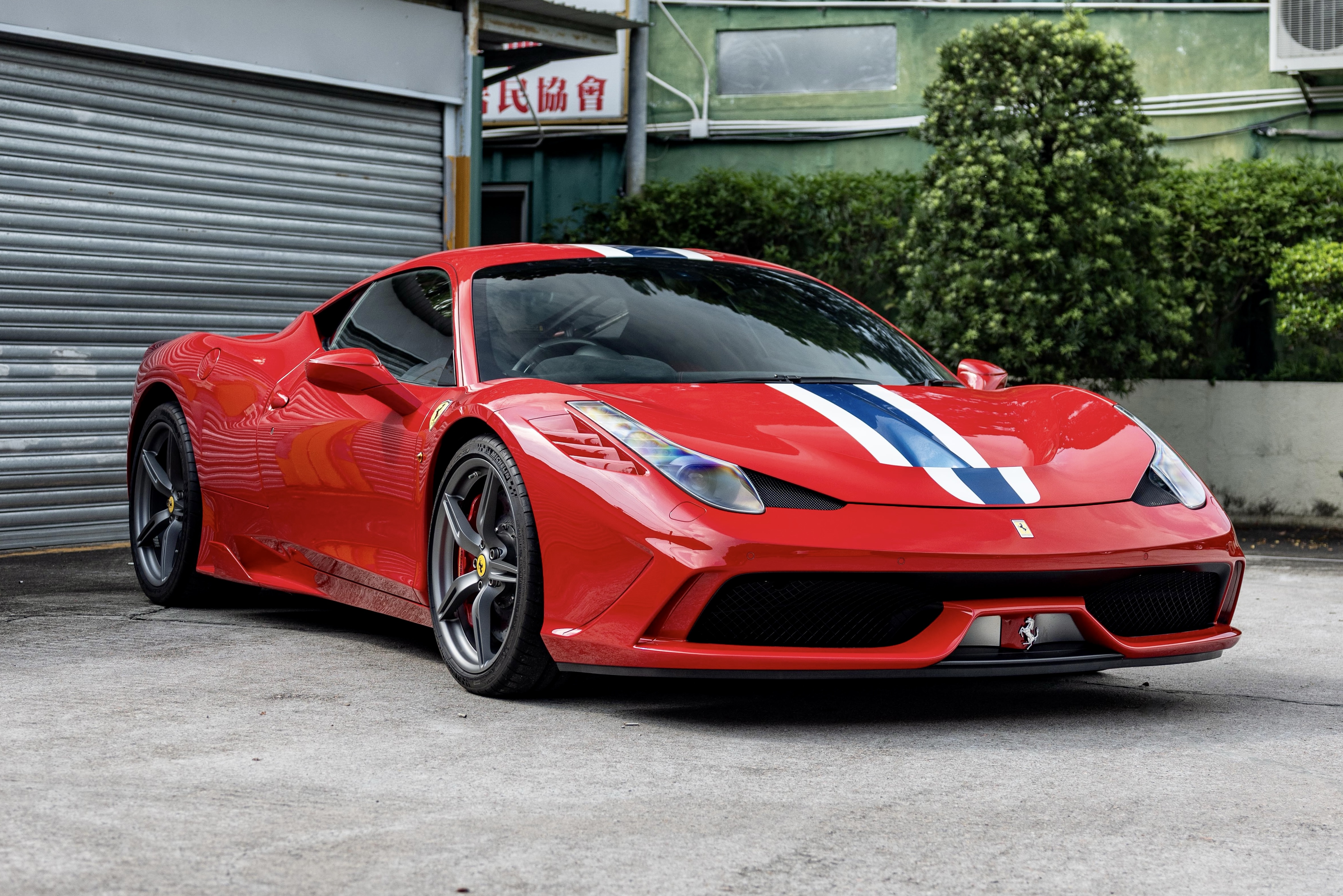 2015 Ferrari 458 Speciale - 261 km for sale by auction in Hong
