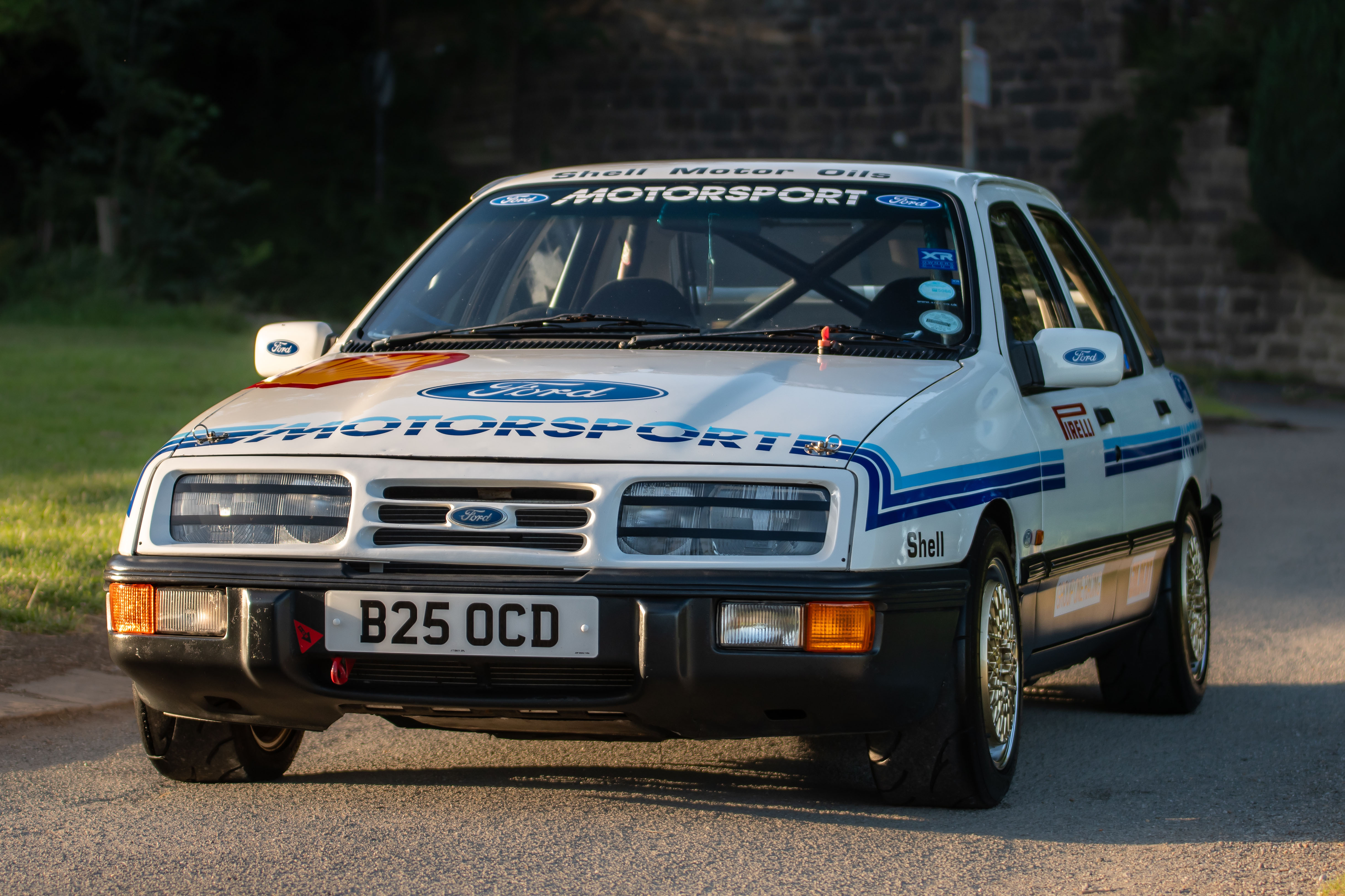 1985 Ford Sierra XR6 - Race Car