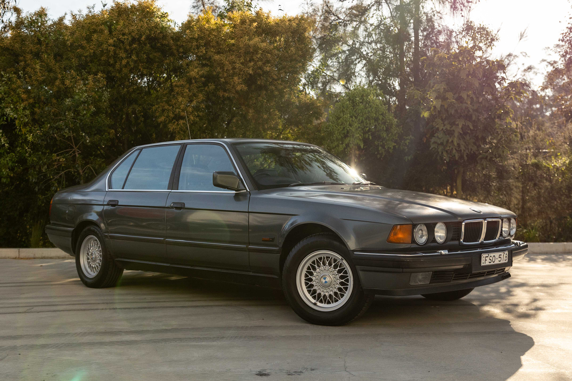 1989 BMW (E32) 750iL