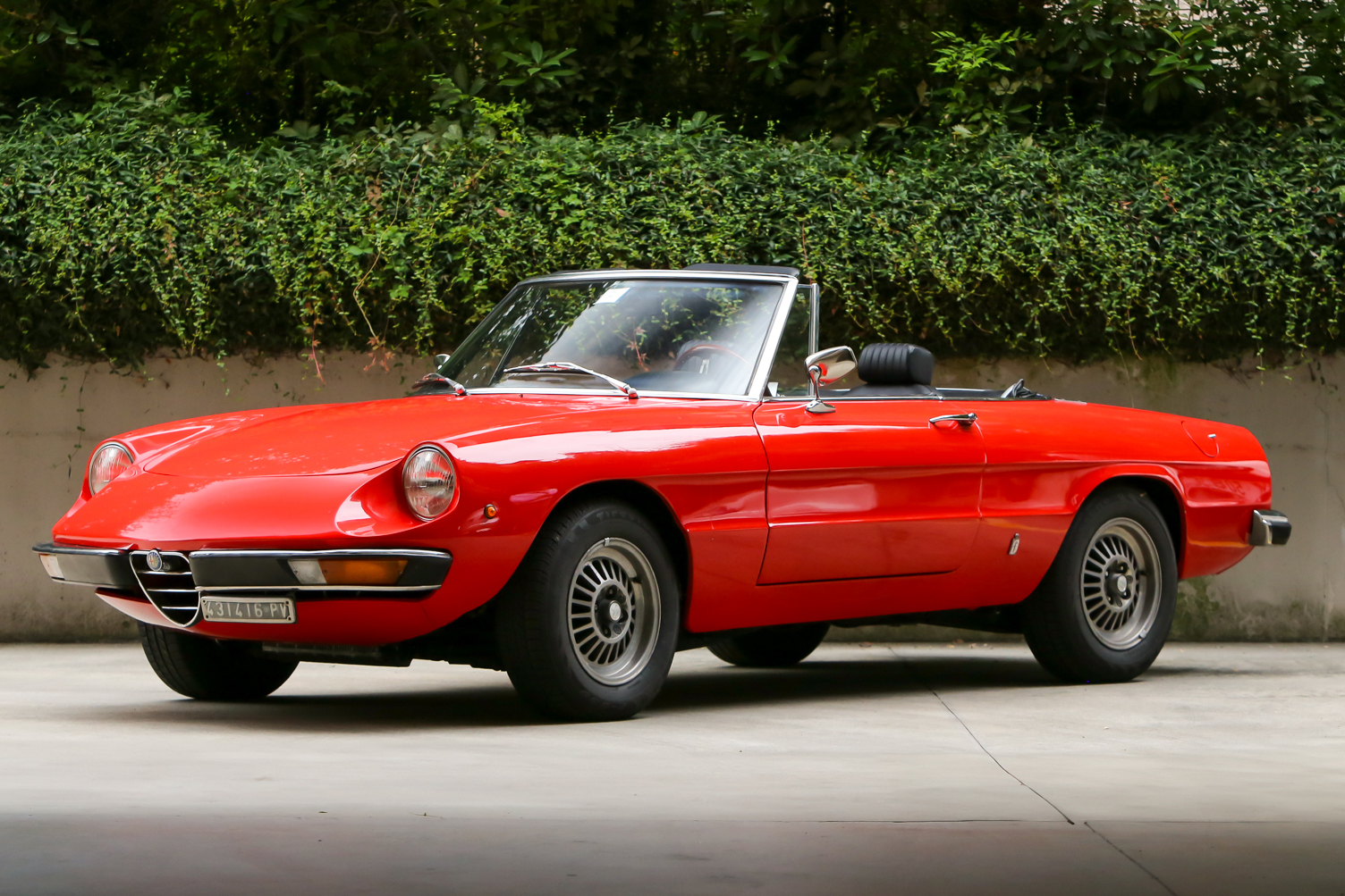 1975 Alfa Romeo Spider 1600 '...