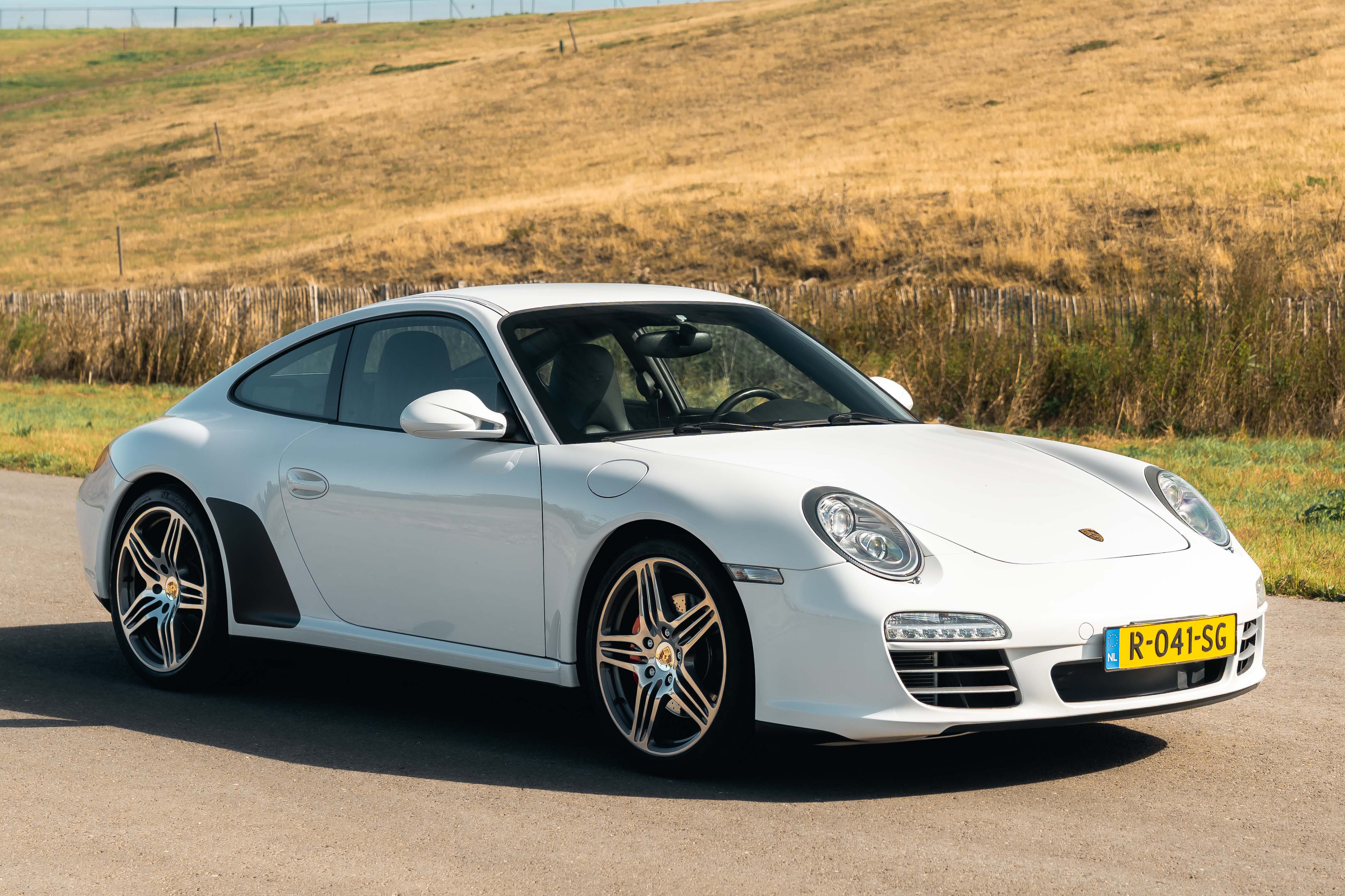 2010 Porsche 911 (997.2) Carr...