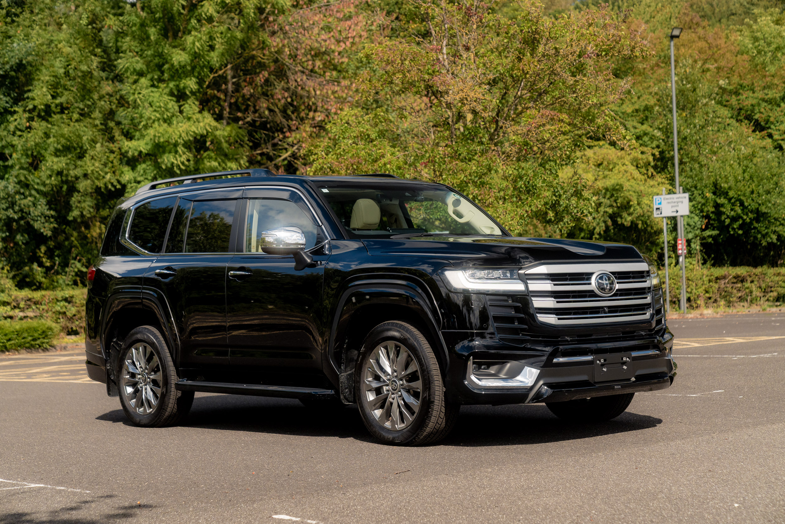 2024 Toyota Land Cruiser 300 ZX - VAT Q for sale by auction in