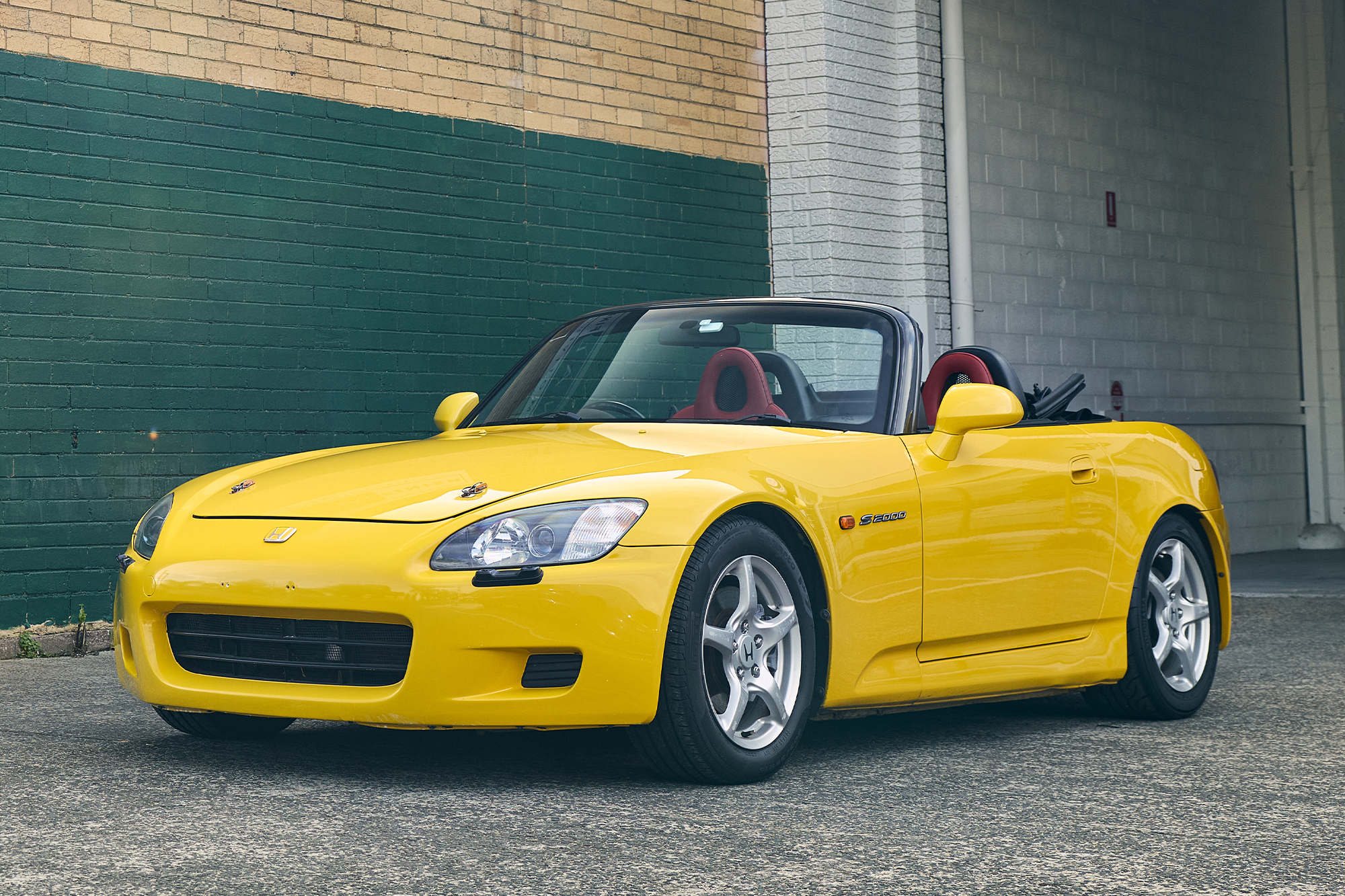 2001 Honda S2000 - 39,686 Km