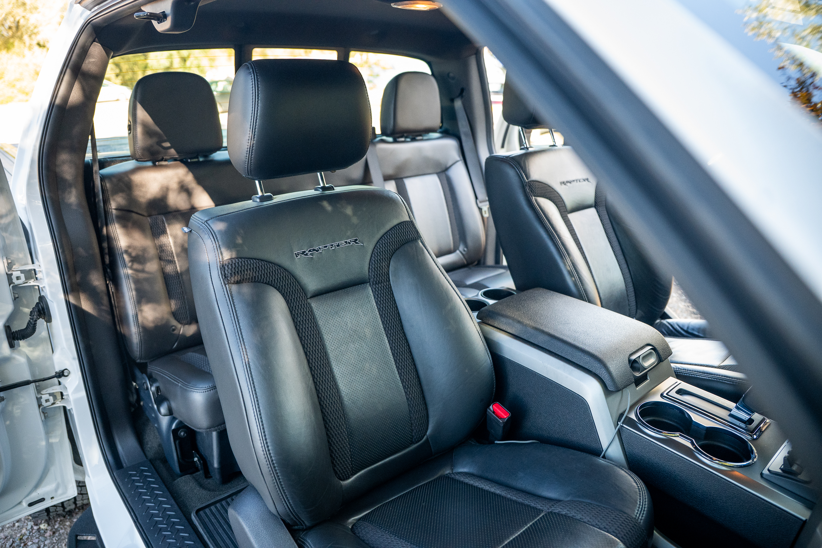 2013 Ford F-150 SVT Raptor Supercab for sale by auction in Northampton,  United Kingdom, image size:1263x842