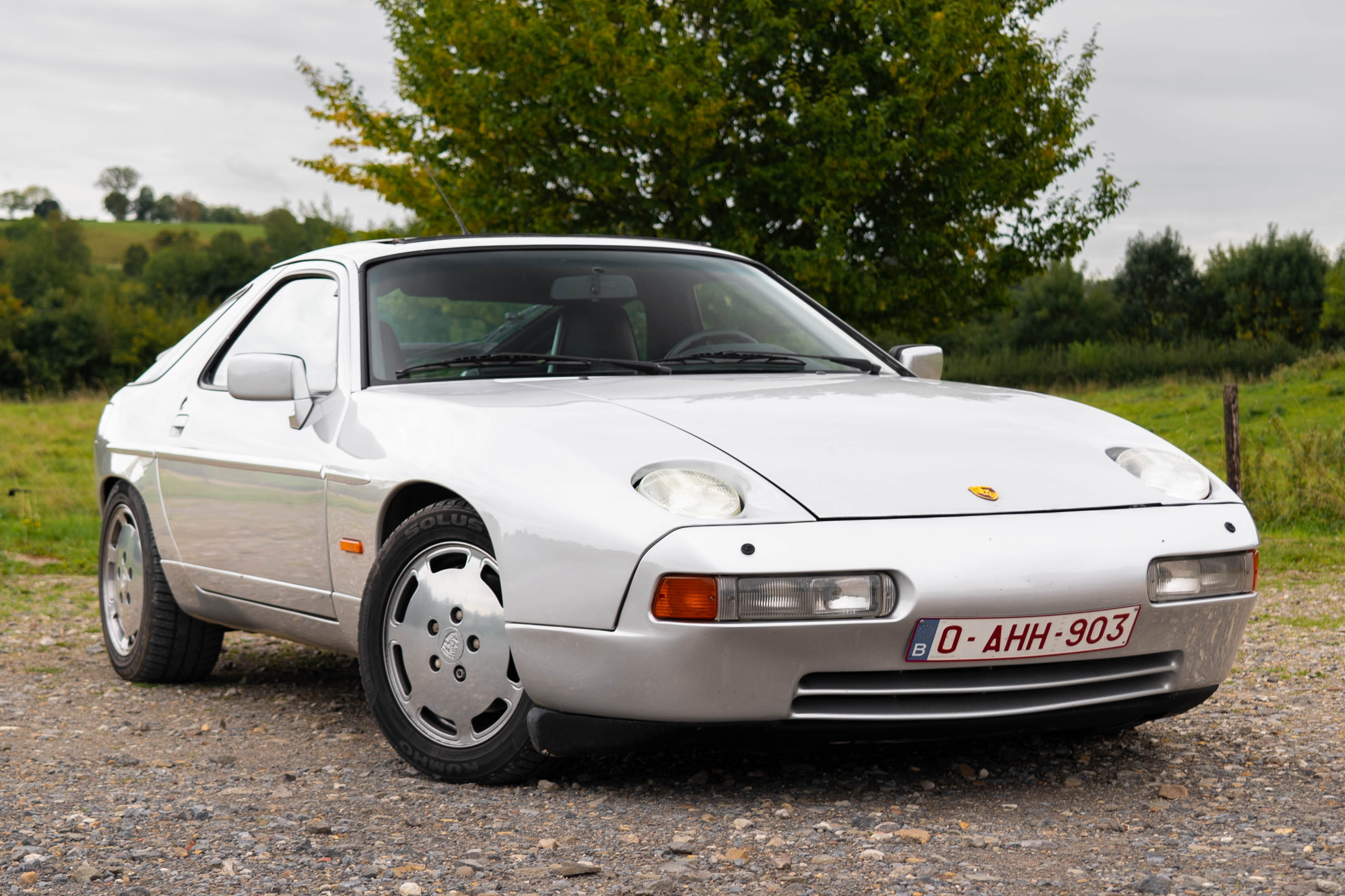1989 Porsche 928 S4