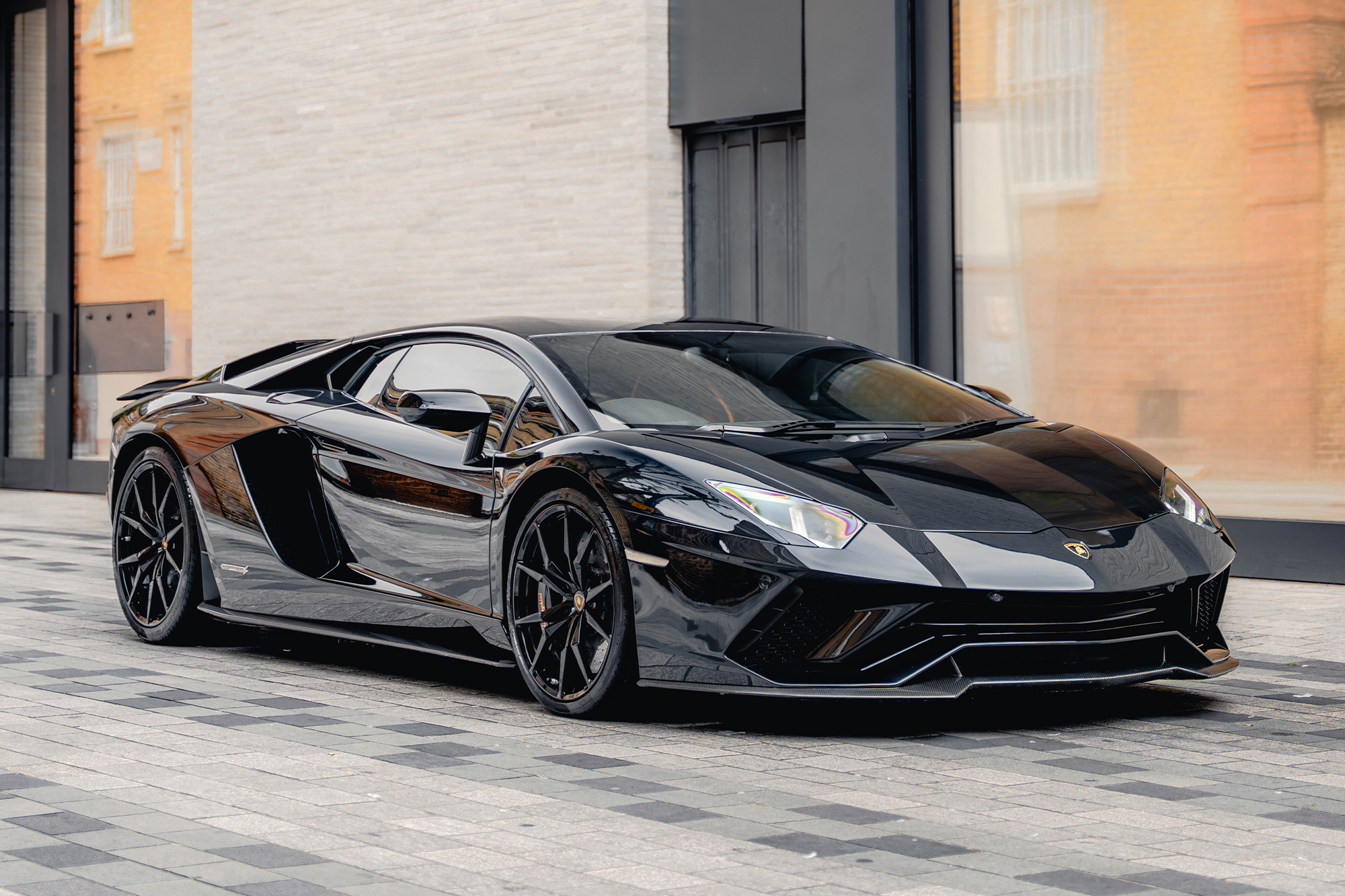 2016 2018 Lamborghini Aventad...