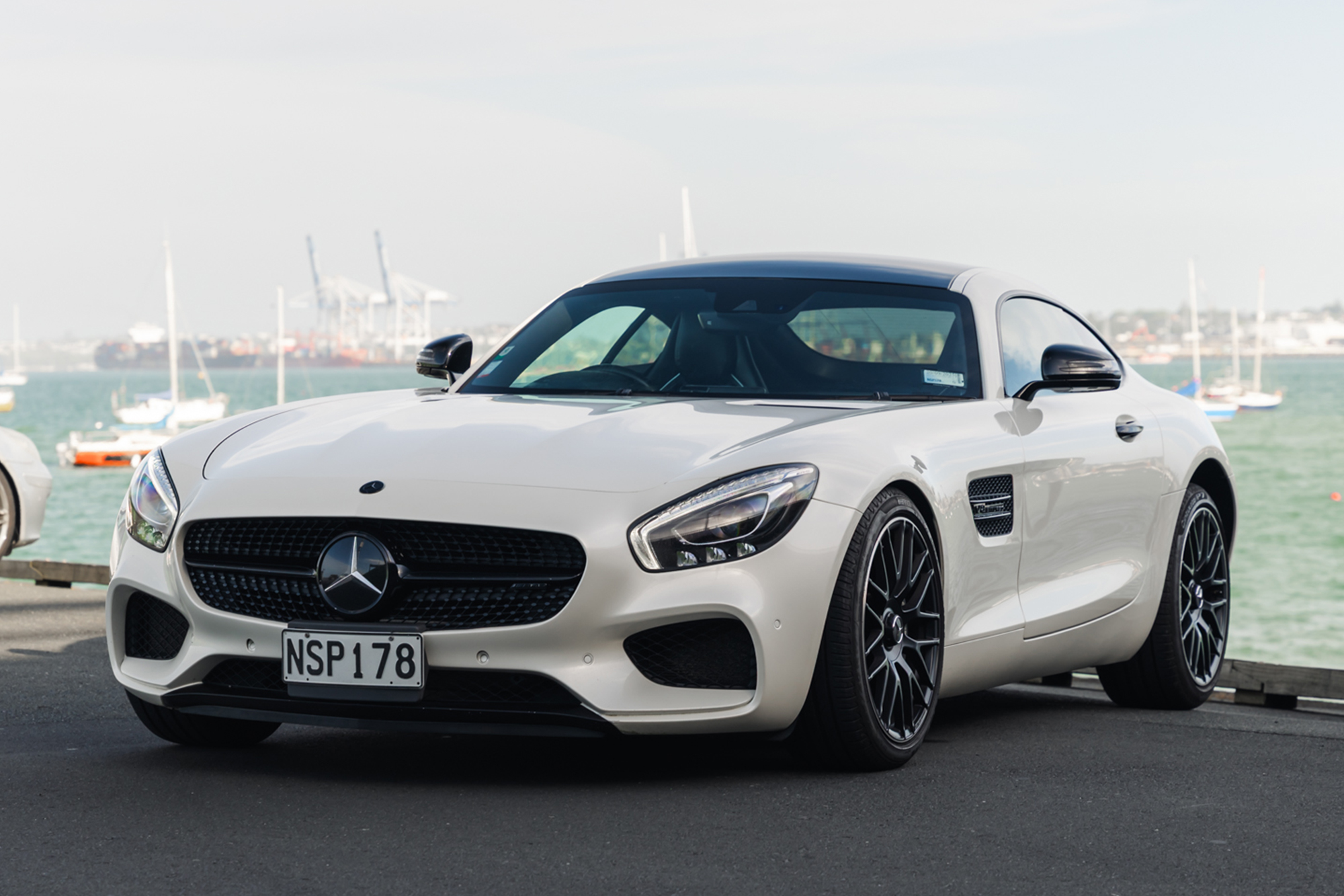 2016 Mercedes-AMG GT