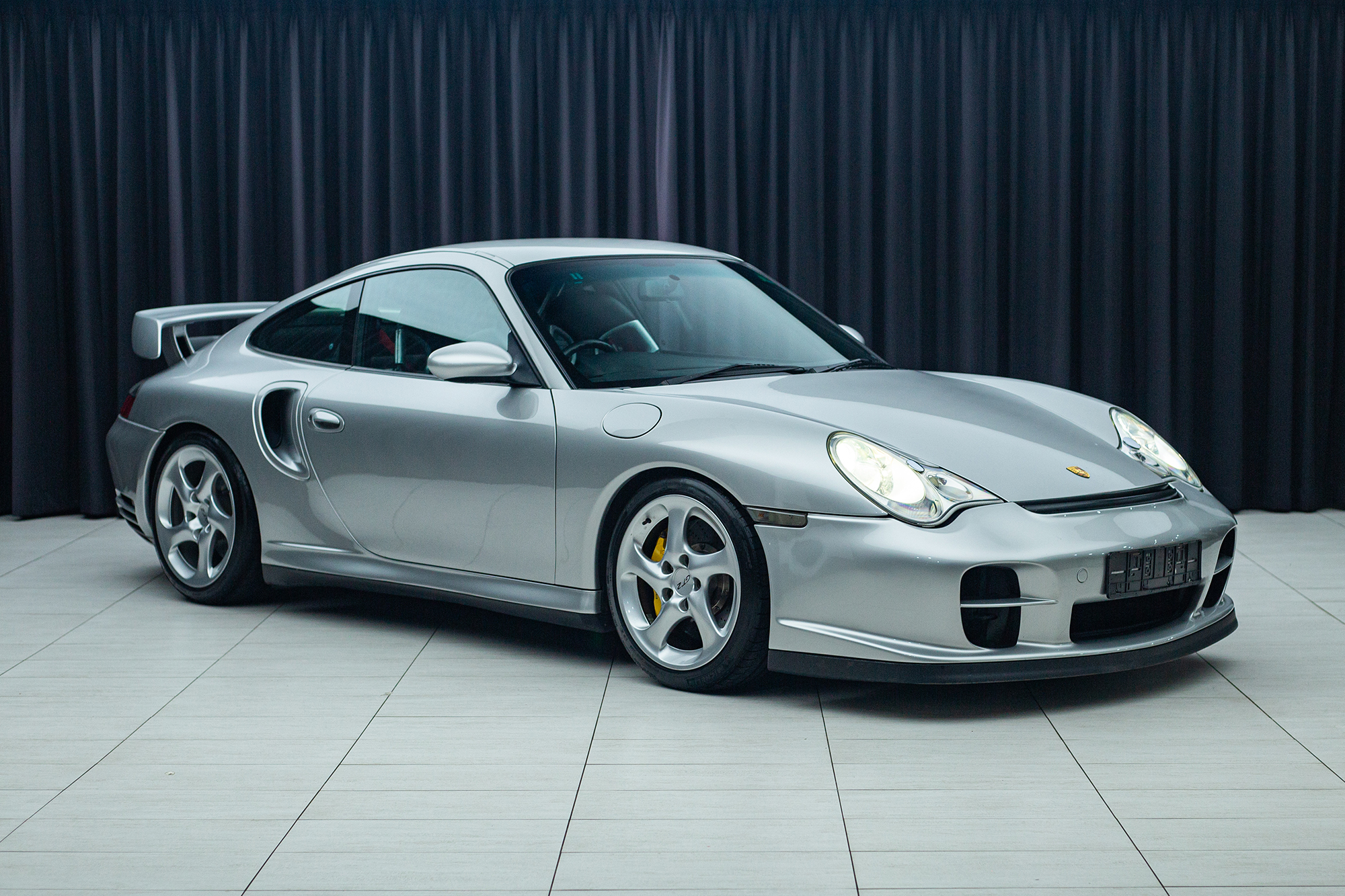 2001 Porsche 911 (996) GT2