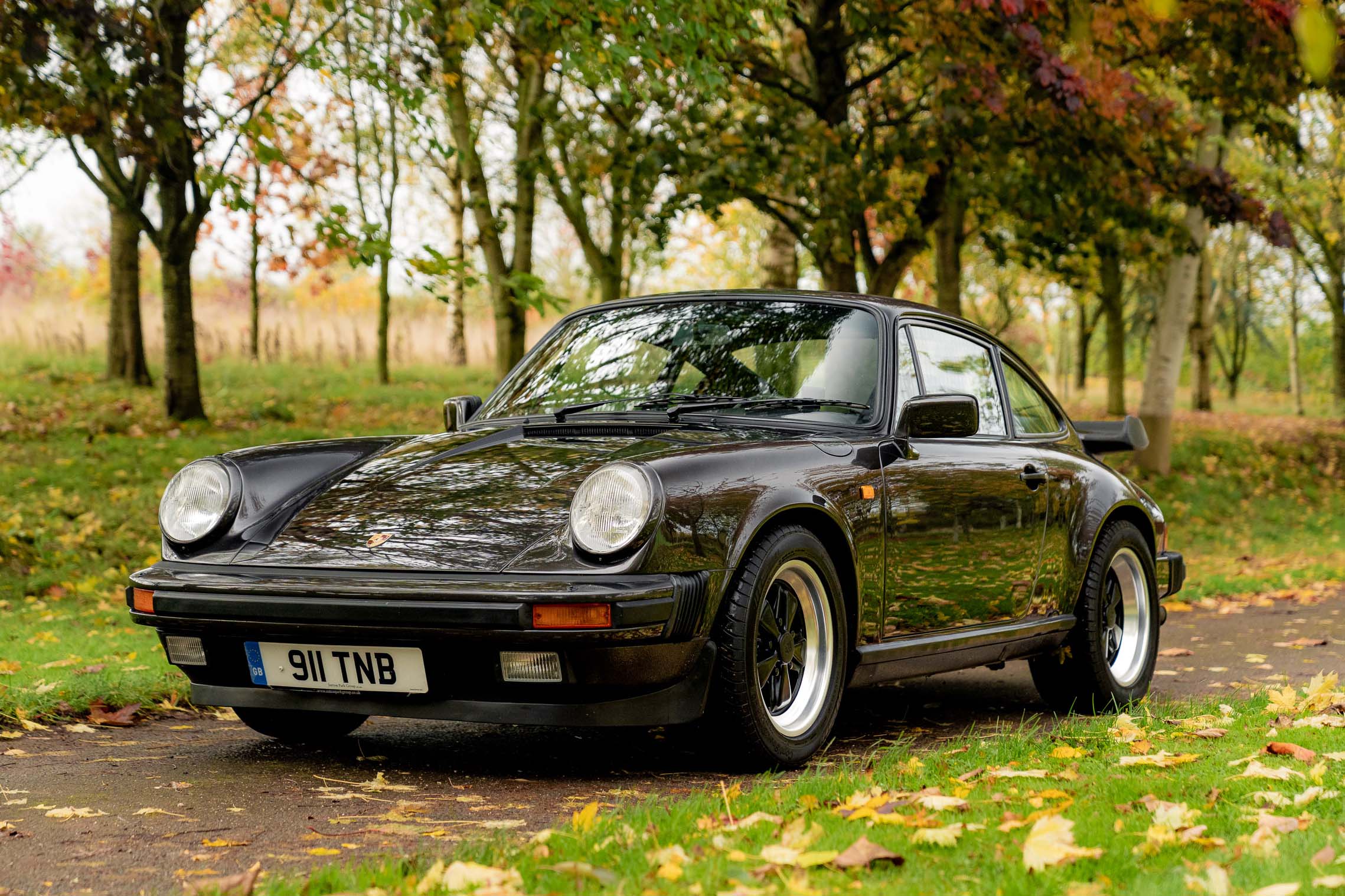 1983 Porsche 911 SC - LHD