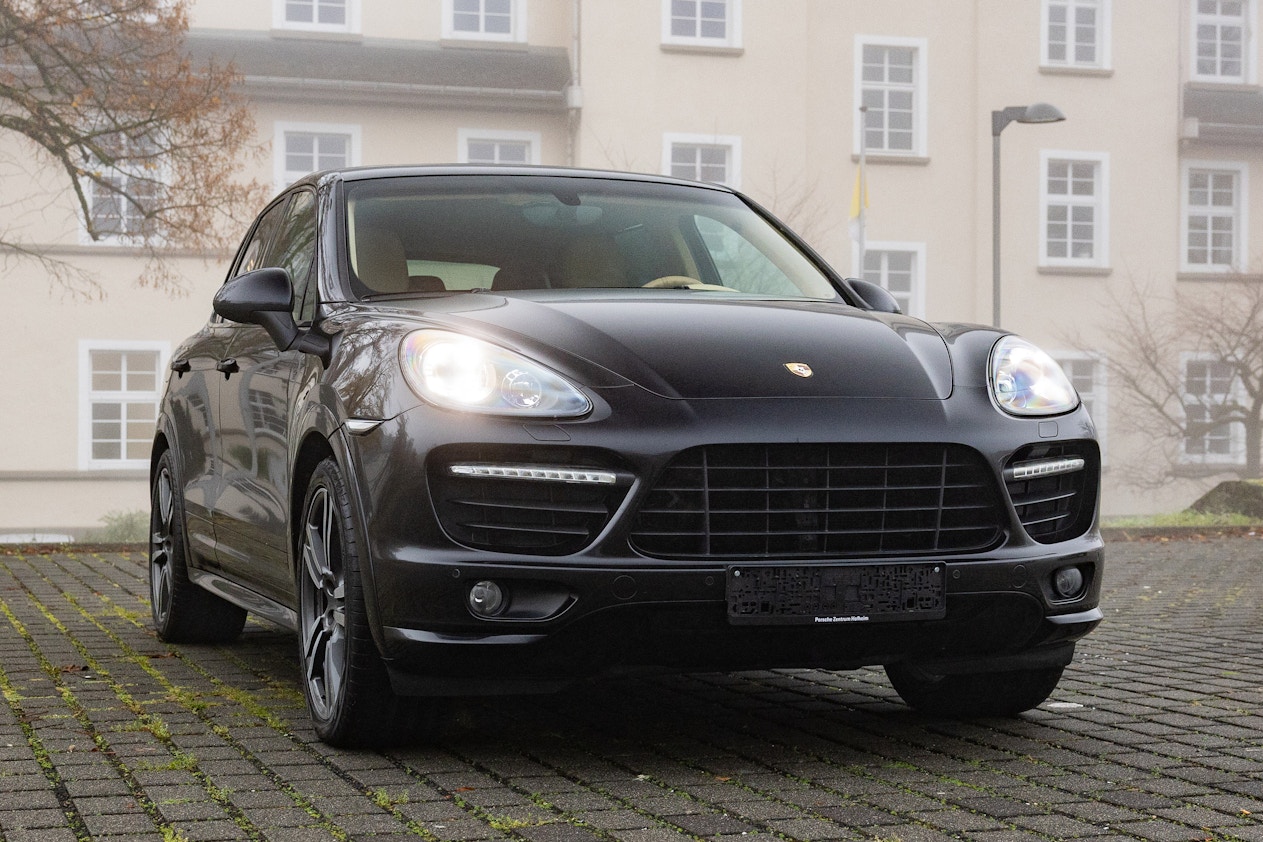 2013 Porsche Cayenne GTS