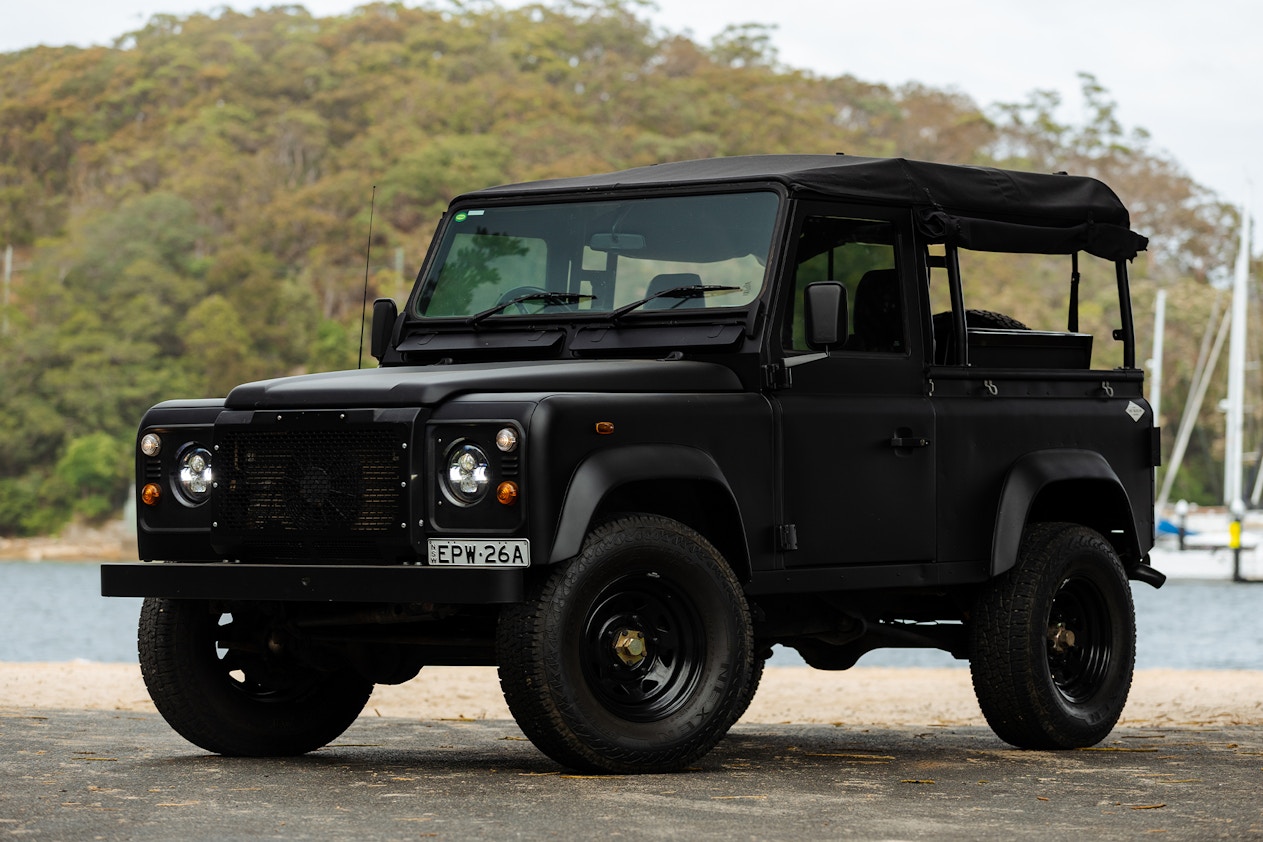 2003 Land Rover Defender 90 S...