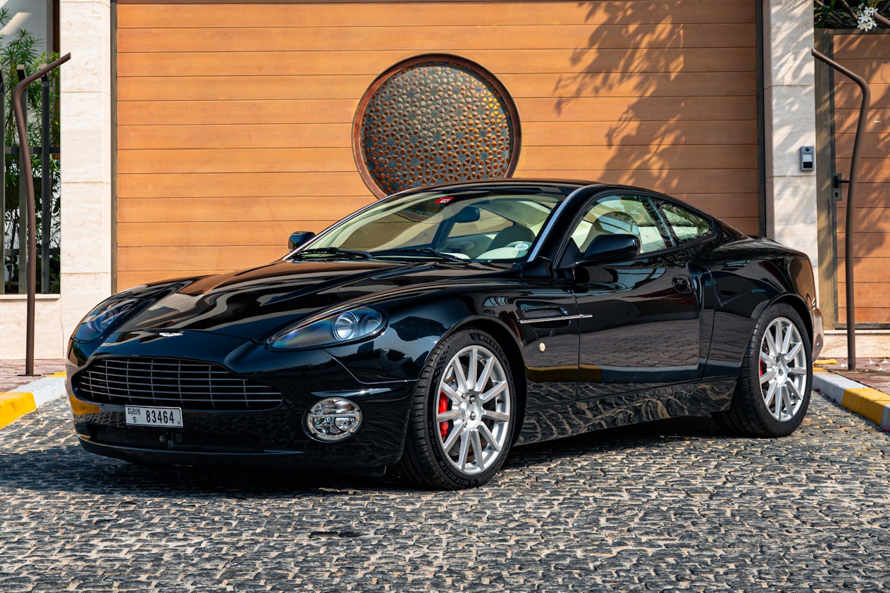 2005 Aston Martin Vanquish - ...