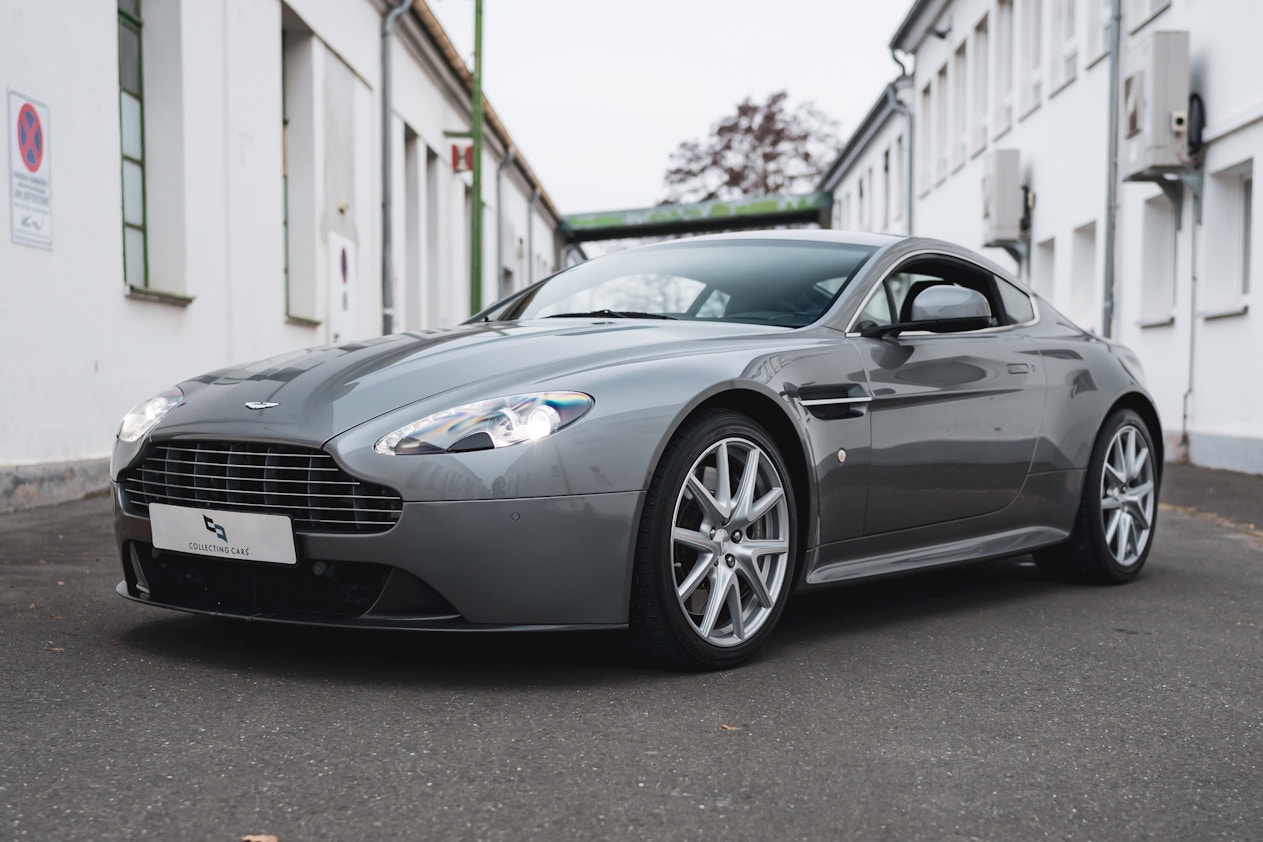 2011 Aston Martin V8 Vantage ...