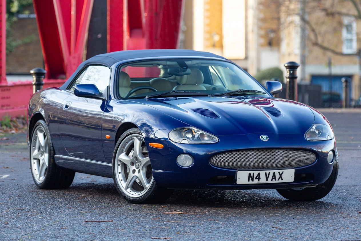 2004 Jaguar XKR 4.2 Convertible