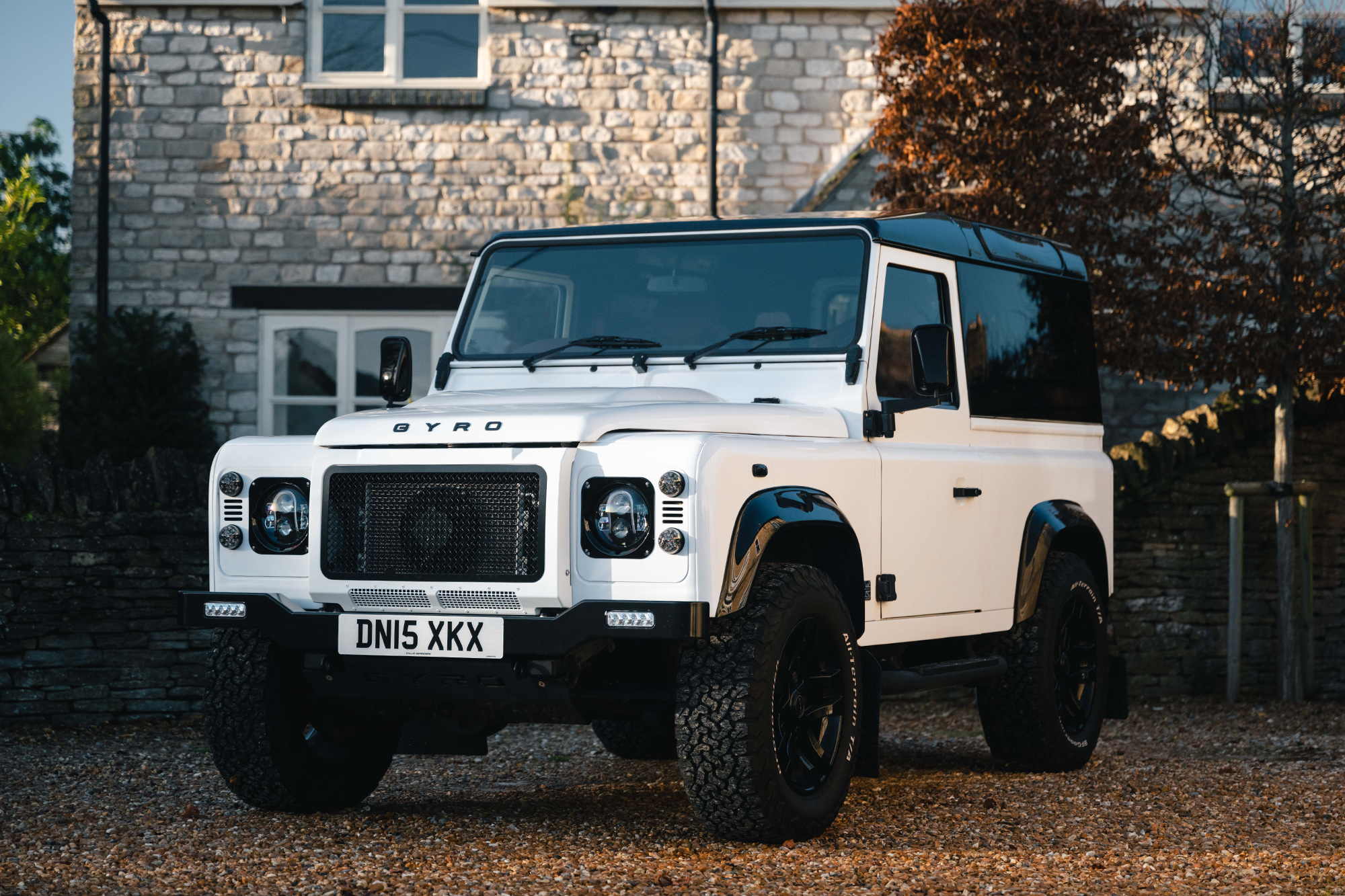 2015 Land Rover Defender 90 -...