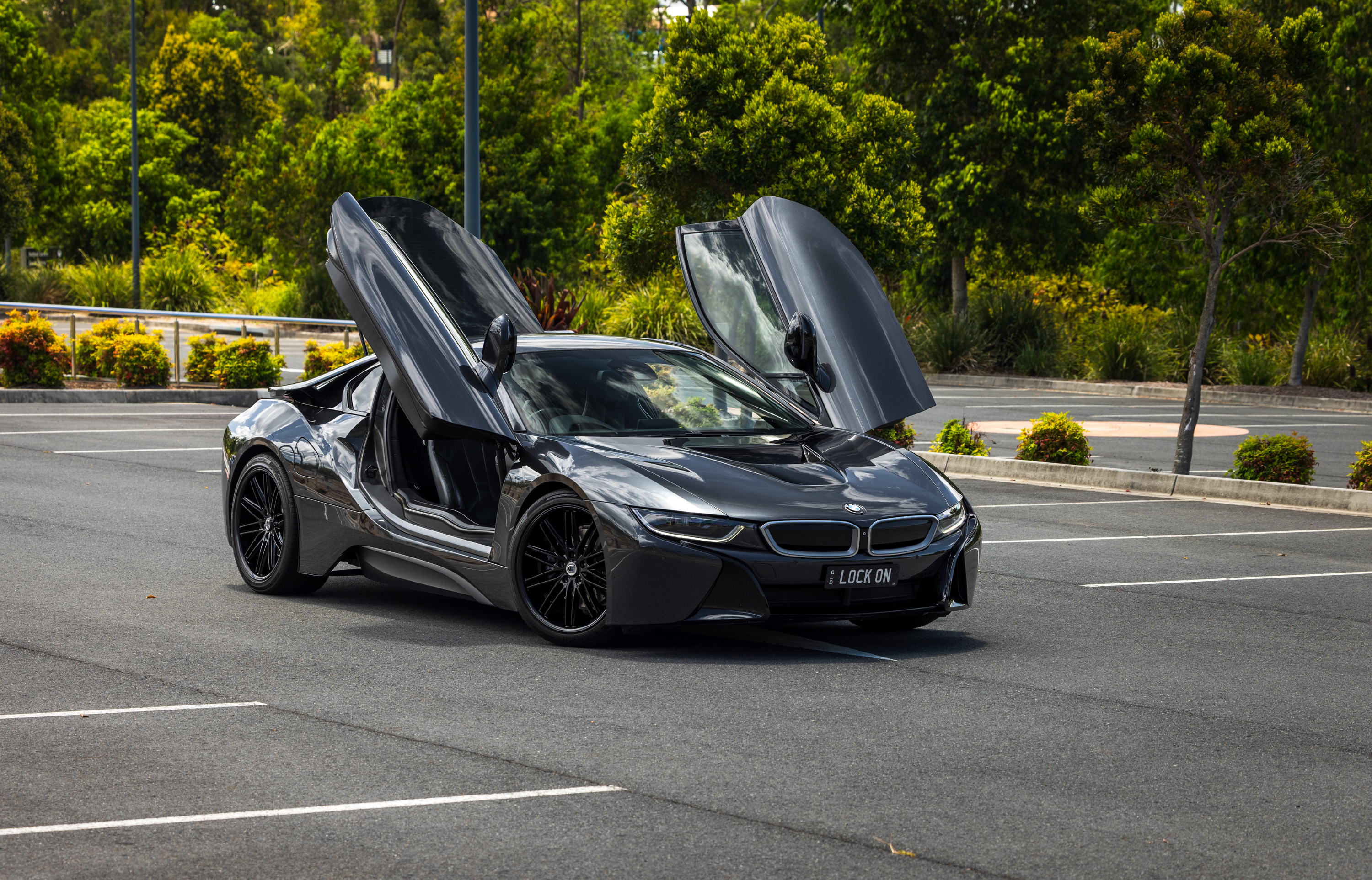 2016 BMW i8