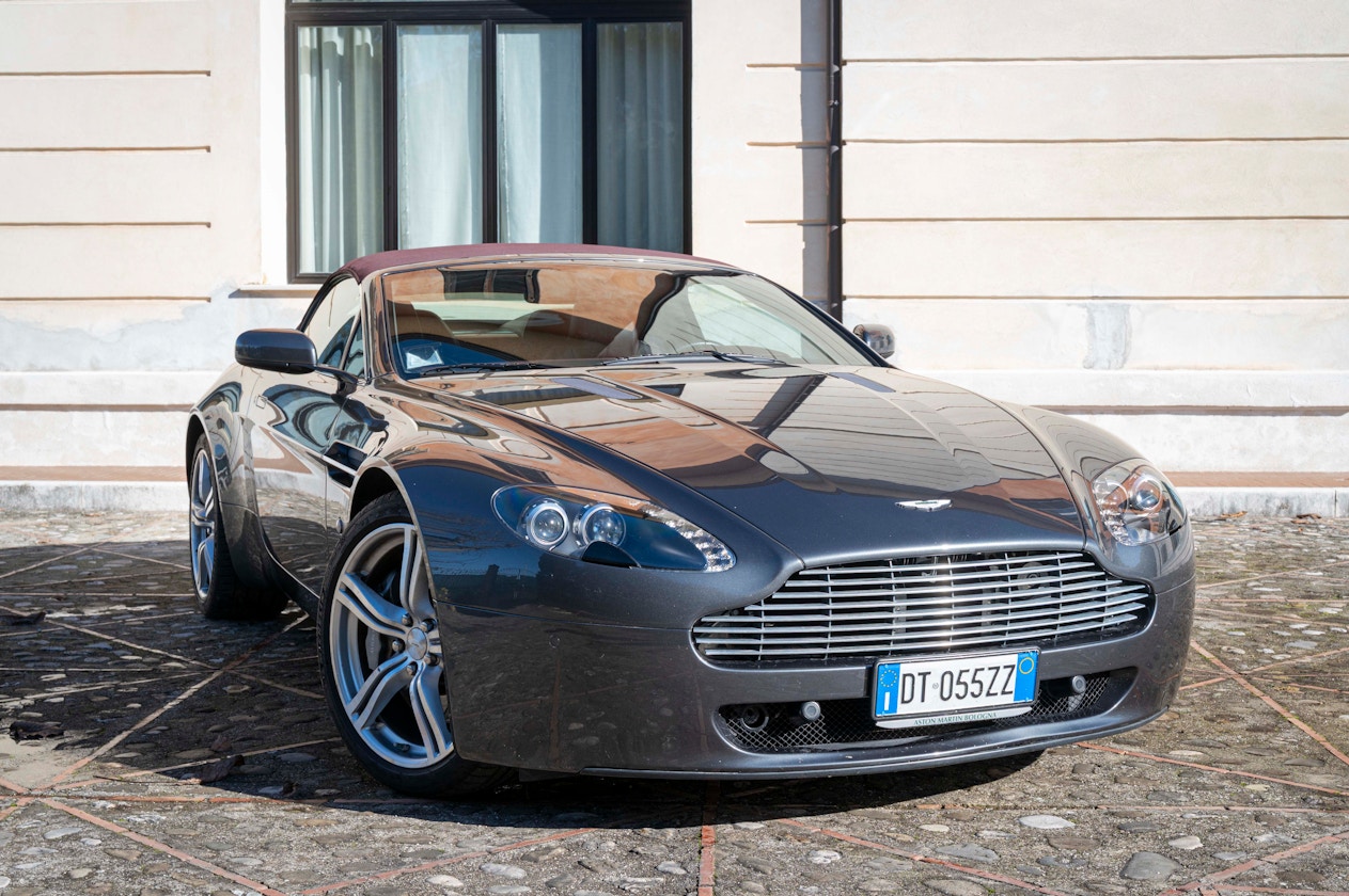 2009 Aston Martin V8 Vantage ...