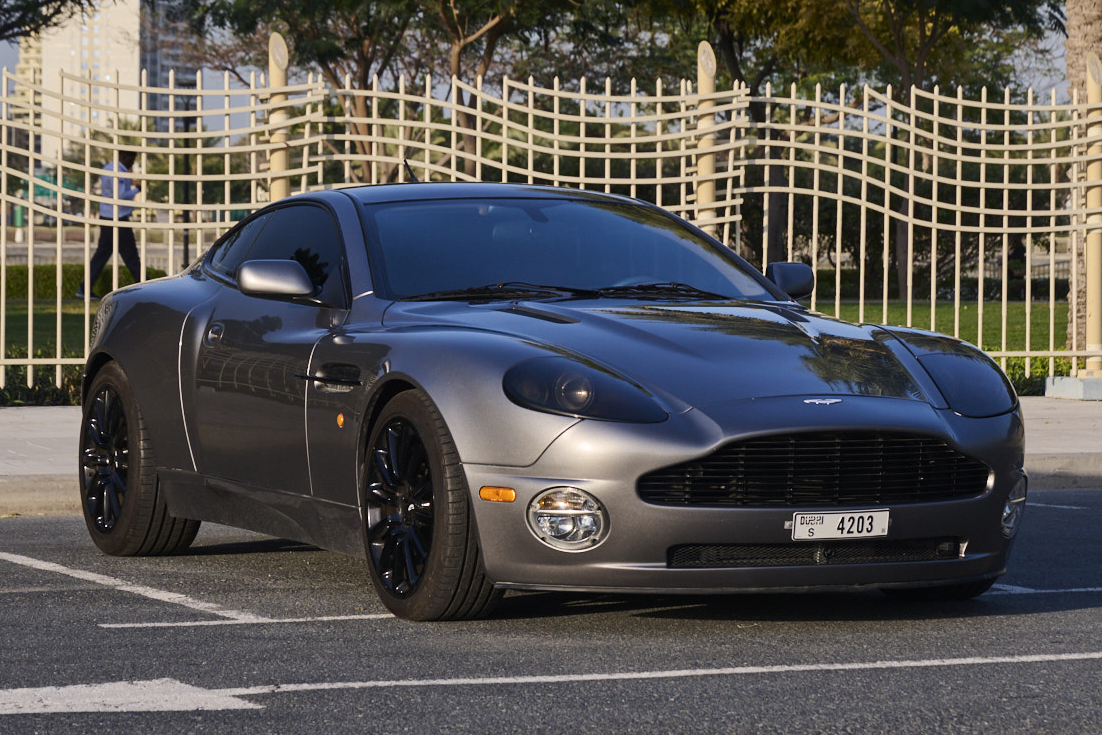 2004 Aston Martin Vanquish