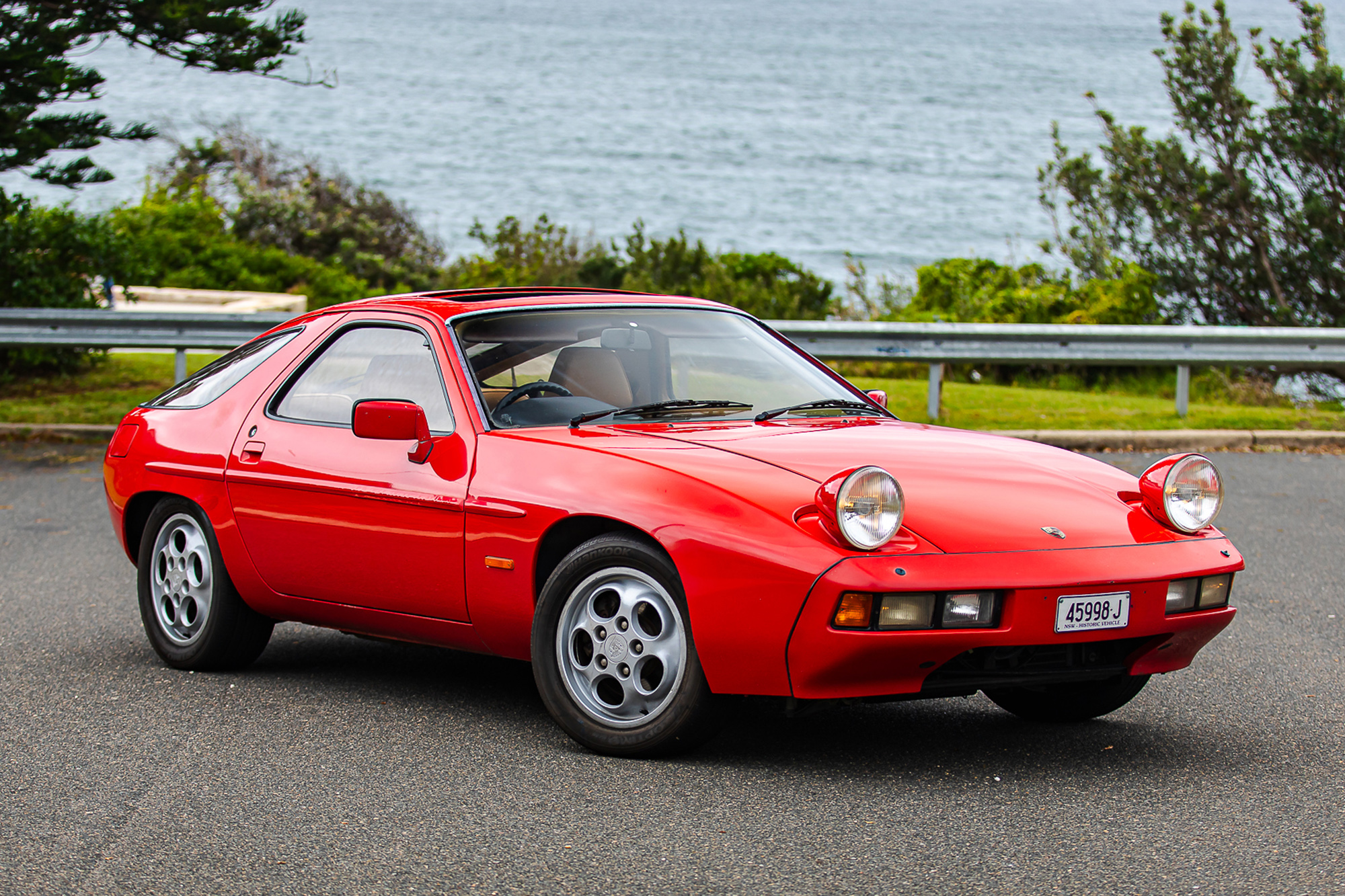 1980 Porsche 928 - Manual