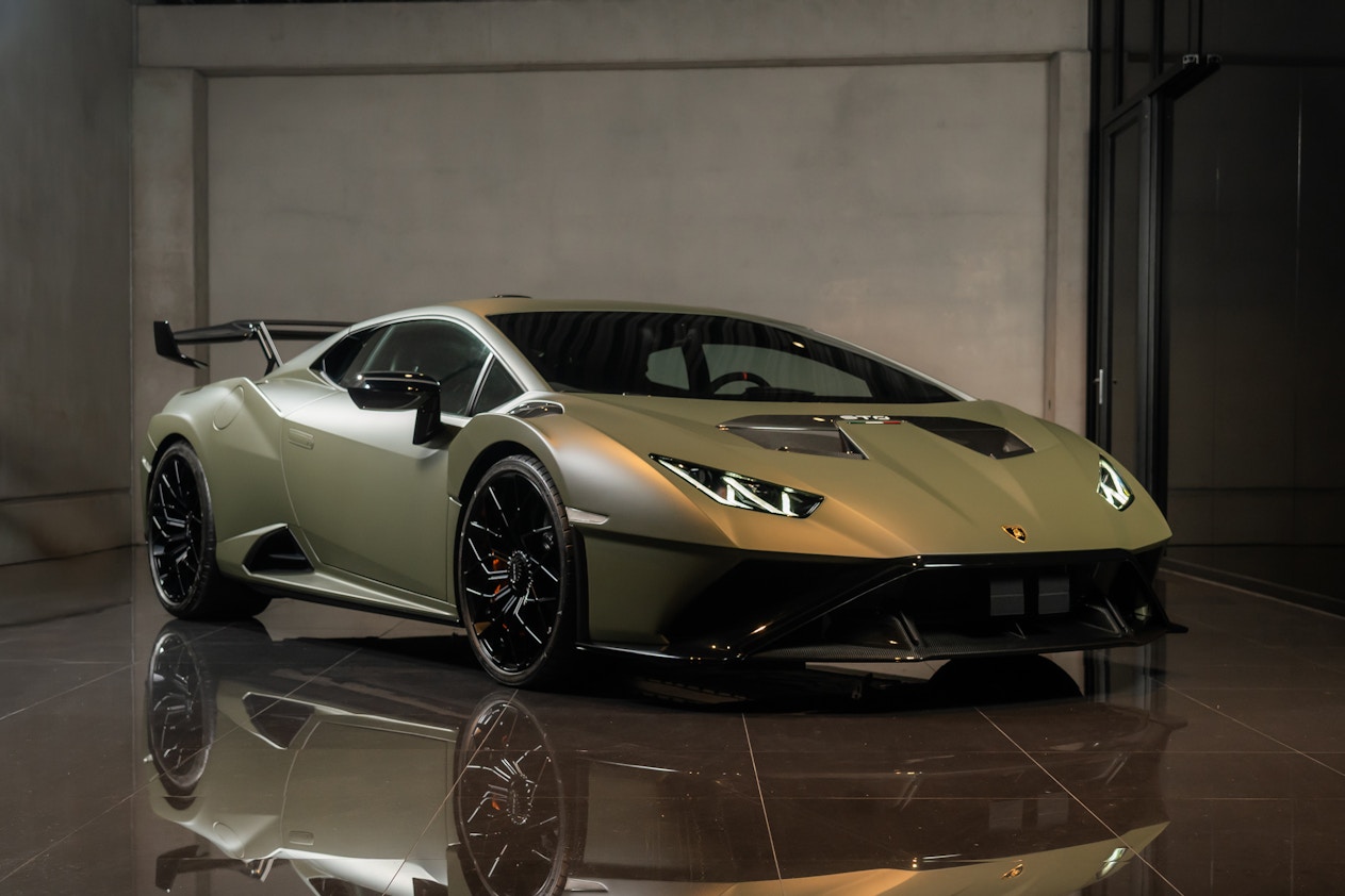 2025 Lamborghini Huracan STO ...