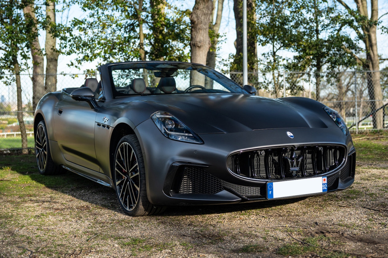 2025 Maserati GranCabrio Trof...