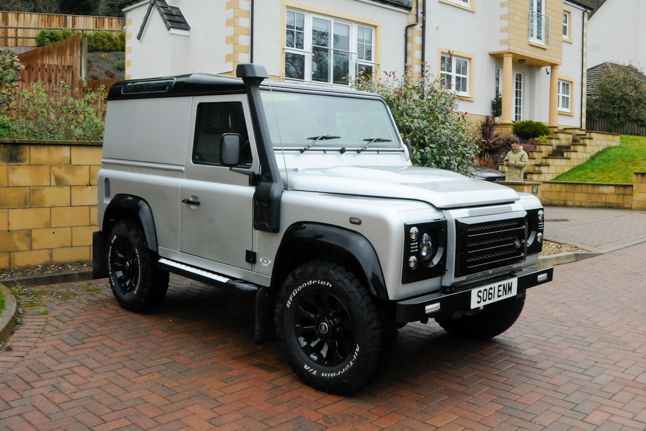 2011 Land Rover Defender 90 X...
