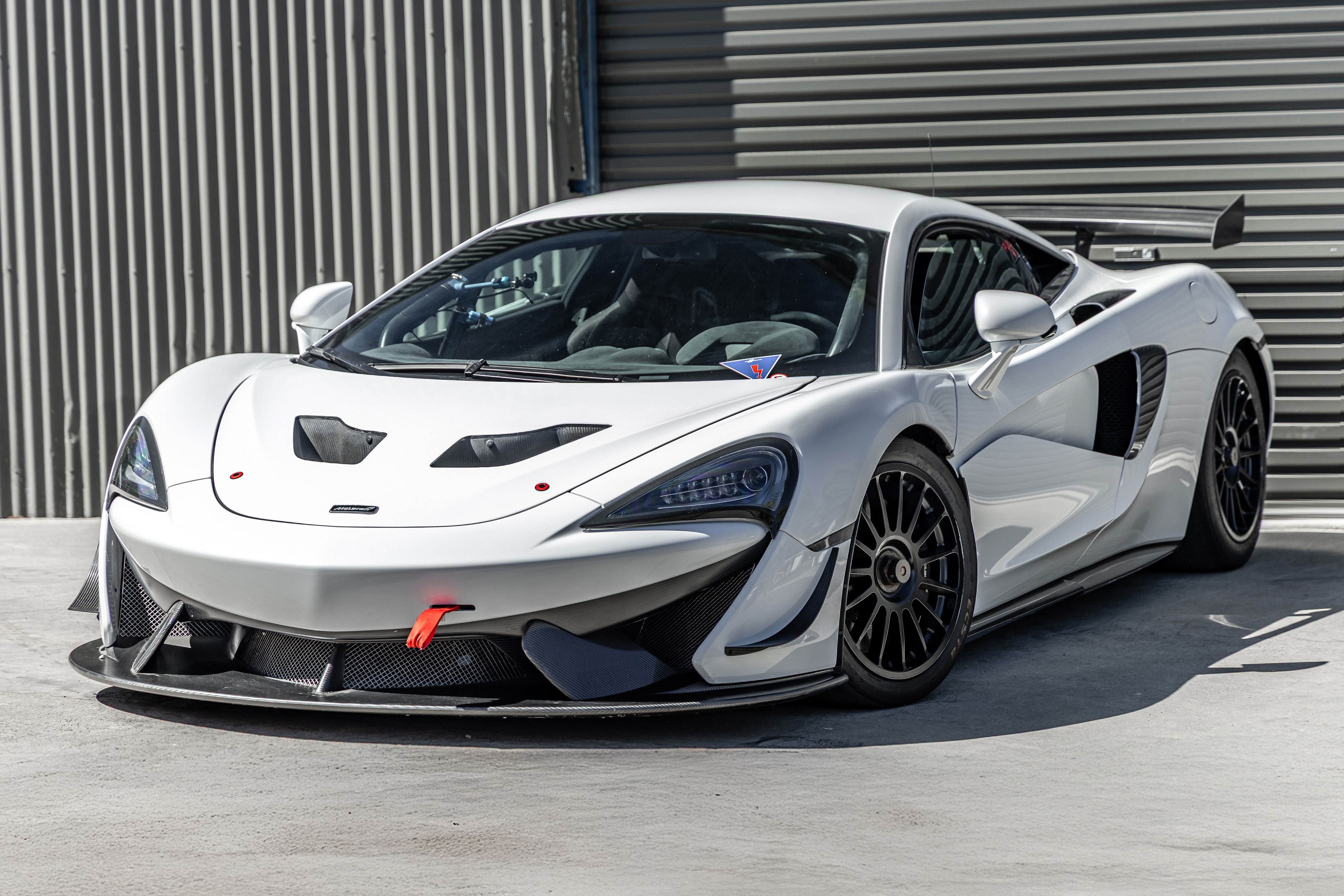 2019 McLaren 570S GT4 - 5,983 Km