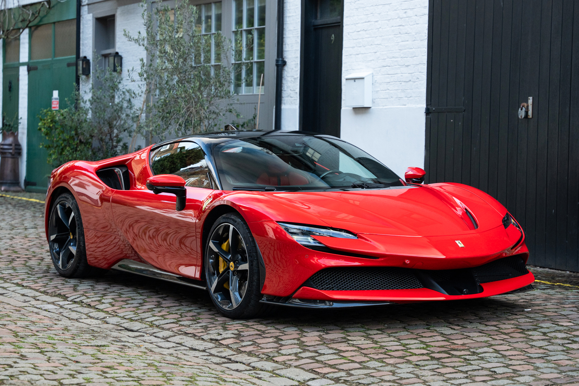 2023 Ferrari SF90 Stradale - LHD