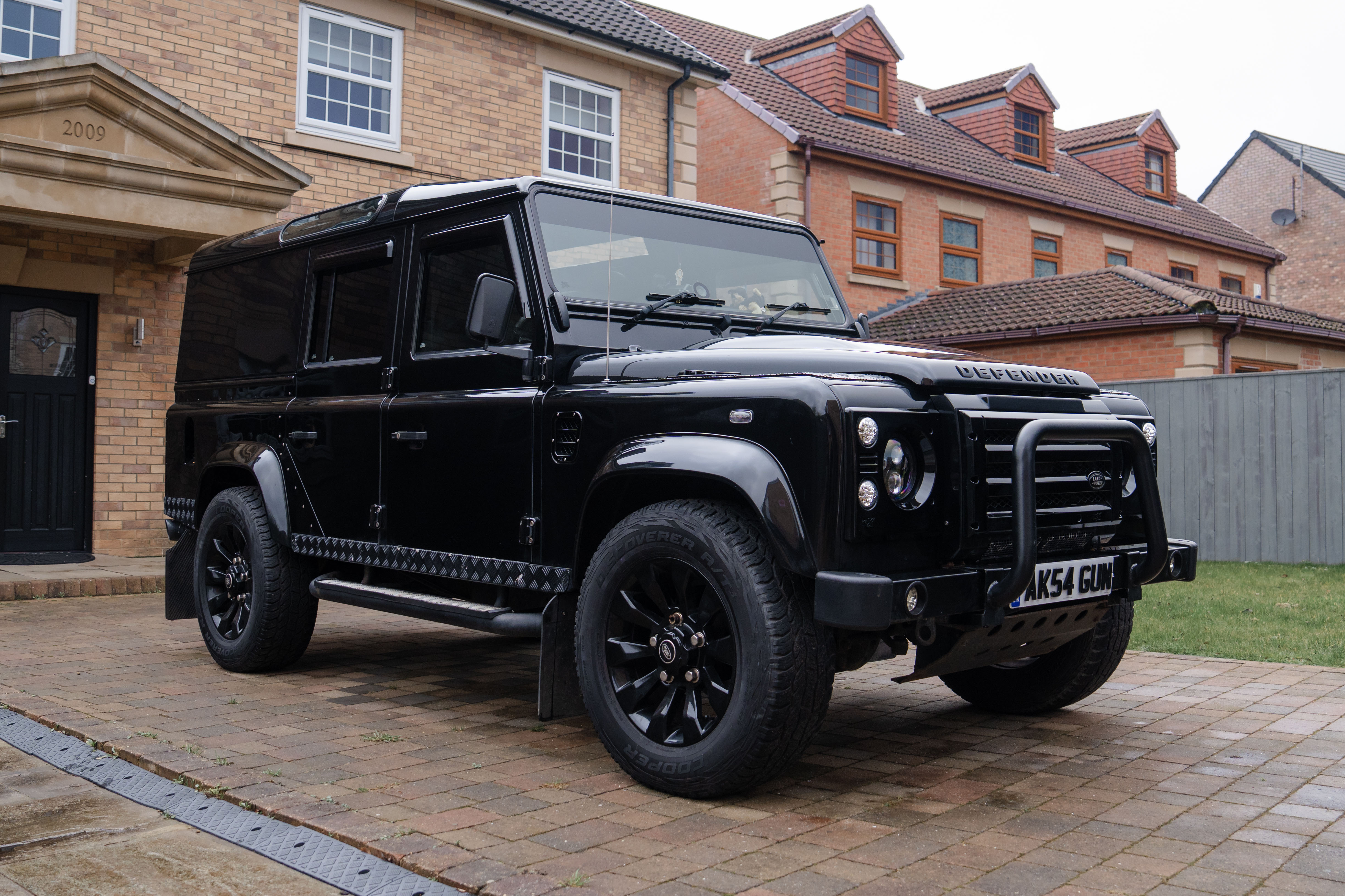 2015 Land Rover Defender 110 XS - Automatic
