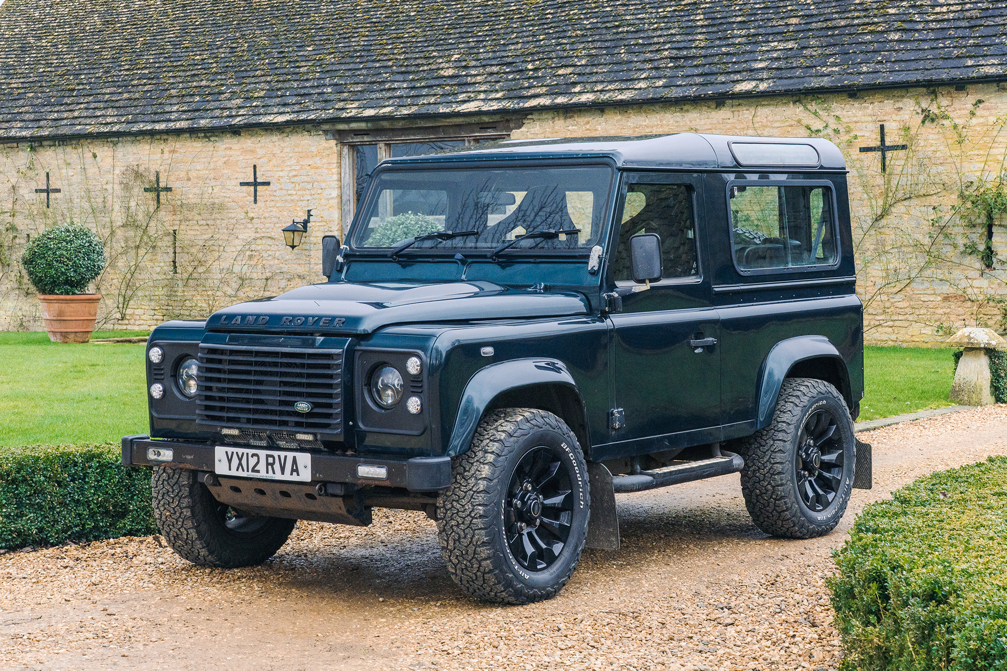 2012 Land Rover Defender 90 C...