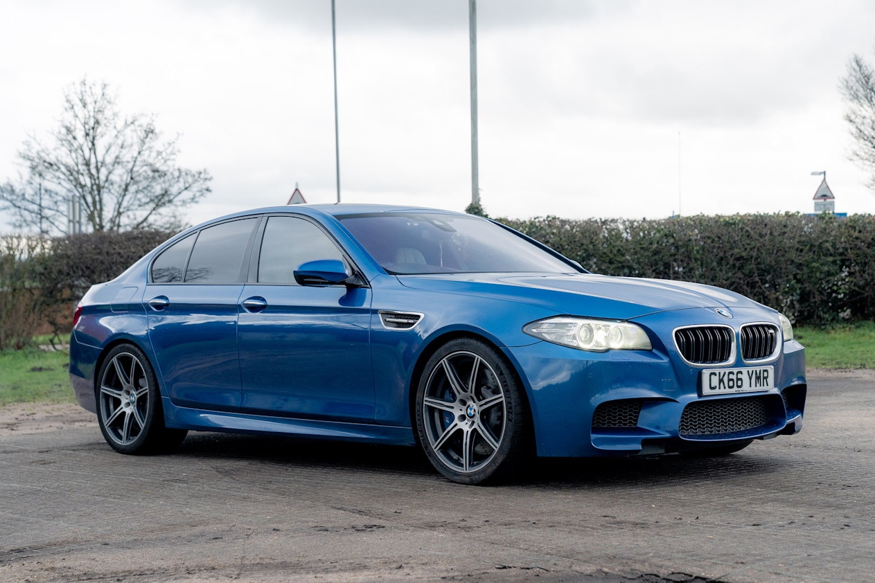 2016 BMW (F10) M5 Competition