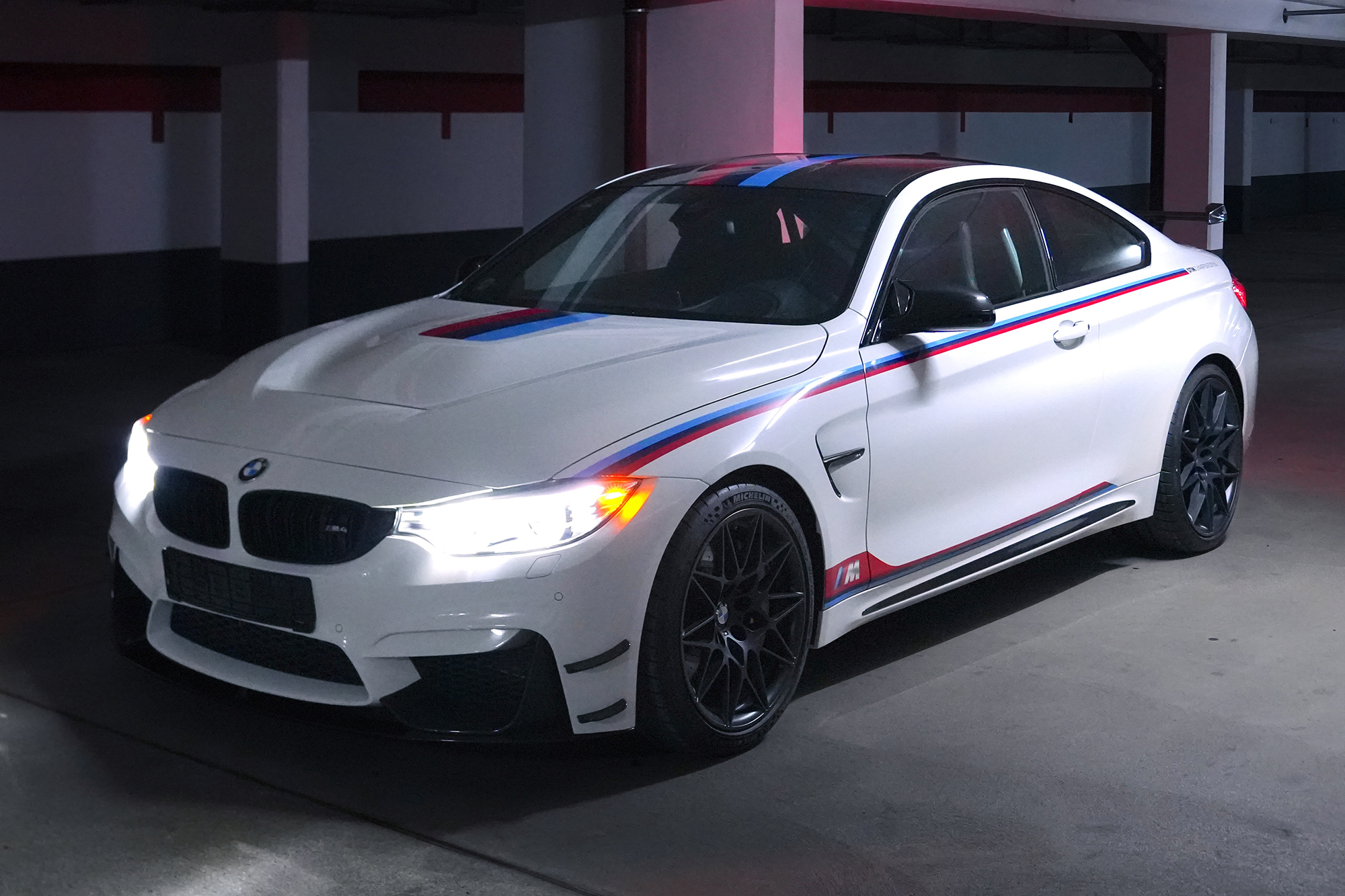 2016 2017 BMW (F82) M4 DTM Ch...