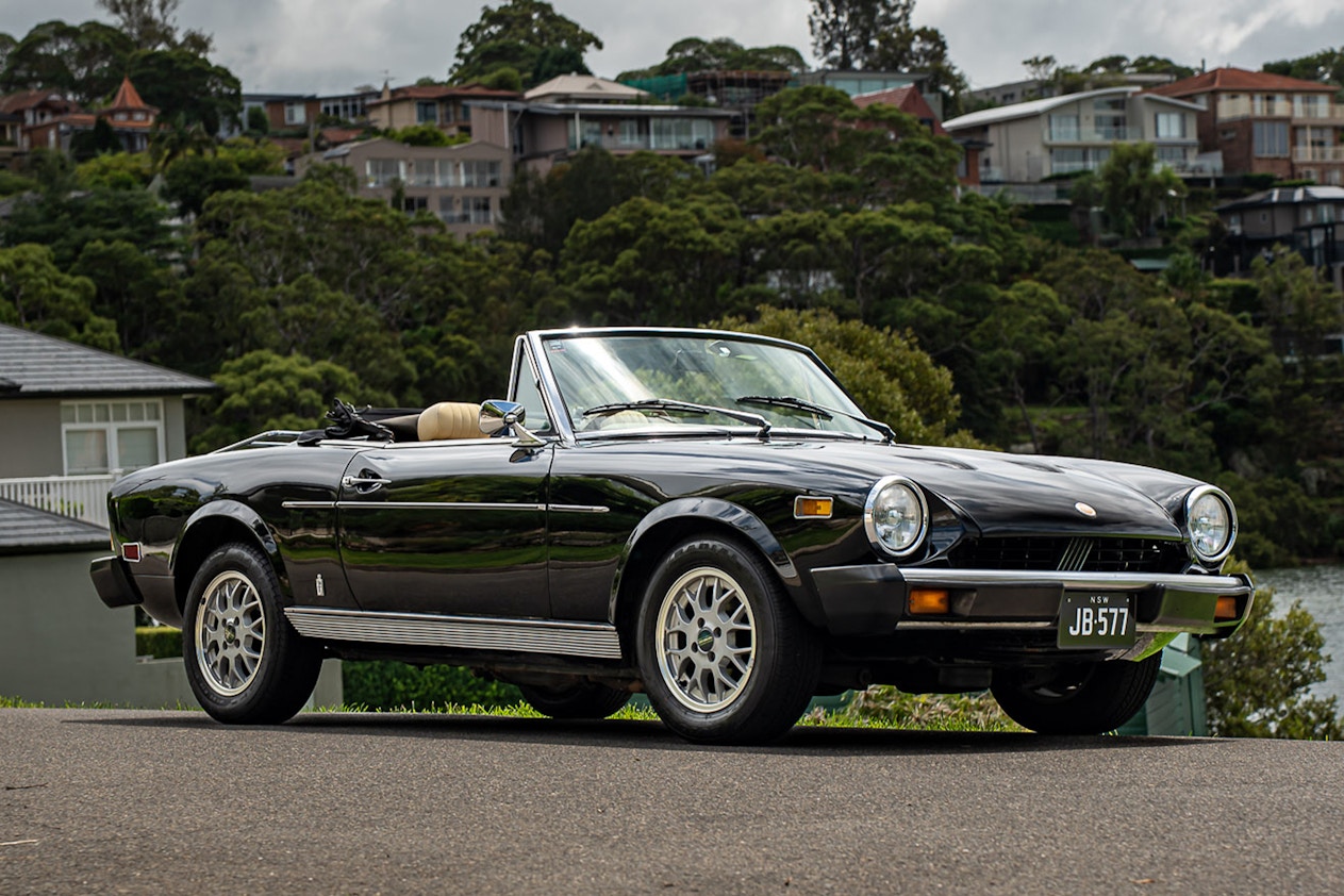1977 Fiat 124 Spider