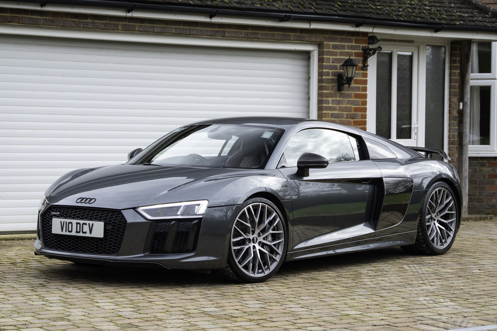 2017 Audi R8 V10 Plus