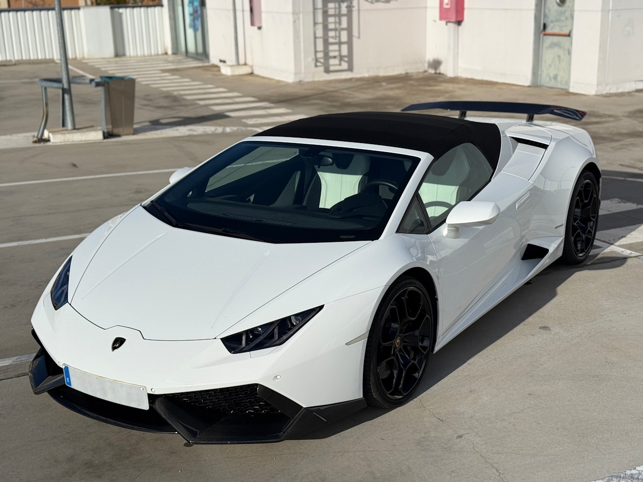 2016 Lamborghini Huracan LP61...