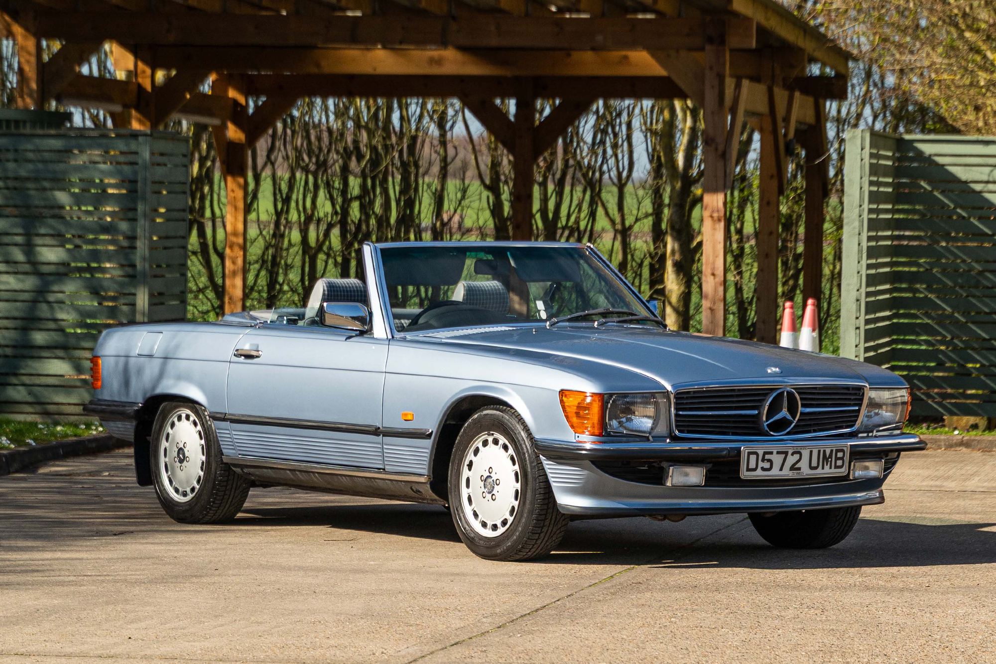 1986 Mercedes-Benz (R107) 560SL