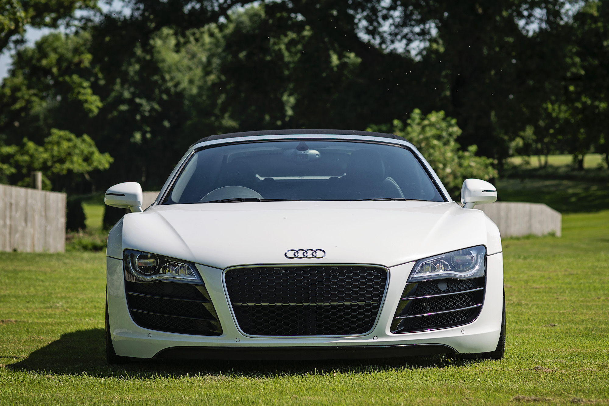 2010 AUDI R8 V10 SPYDER for sale by auction in Macclesfield, United Kingdom, image size:1263x843