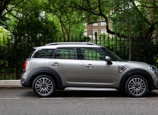 2019 MINI COUNTRYMAN COOPER S - 164 MILES FROM NEW