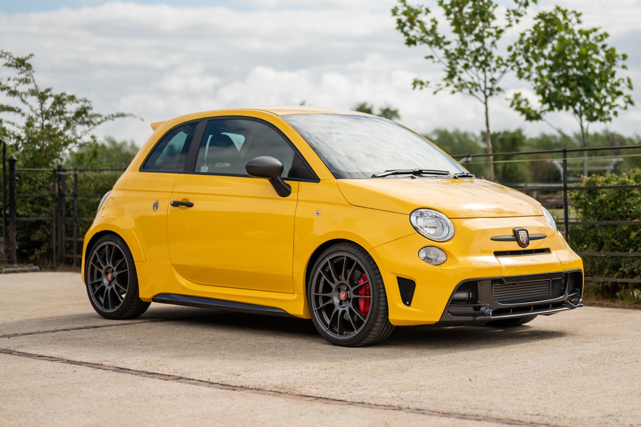 2018 ABARTH 695 BIPOSTO - 36 MILES FROM NEW