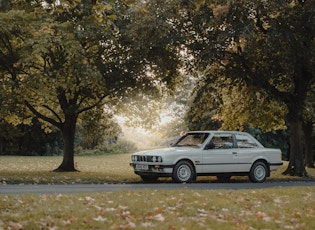 1984 BMW (E30) 323i