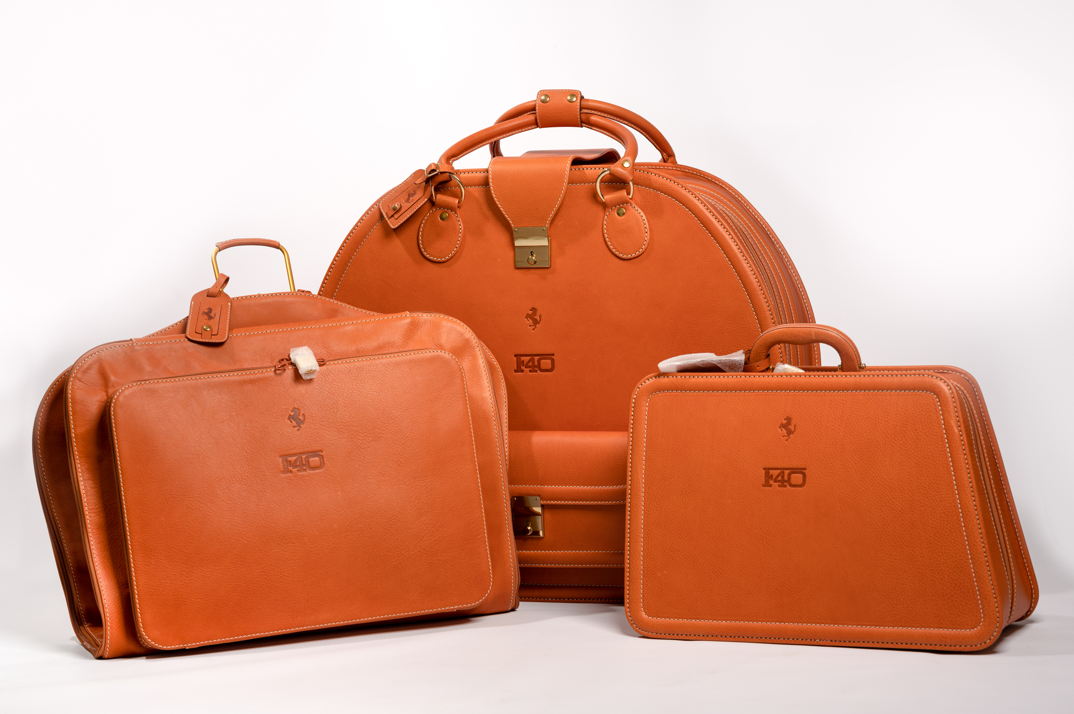 【希少品】Ferrari schedoni　レザーポーチ　トラベルバッグケース 希少品】Ferrari schedoni レザーポーチ トラベルバッグケース