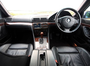 2000 BMW (E38) 740i SPORT