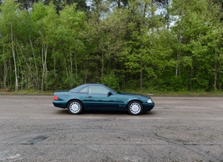 1996 MERCEDES-BENZ SL320 - 1 OWNER FROM NEW