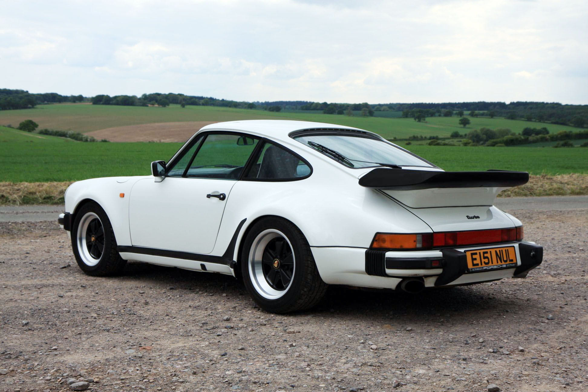 Porsche 911 Turbo 3.3 1988 Silver 京商 1/43 05525S（1988