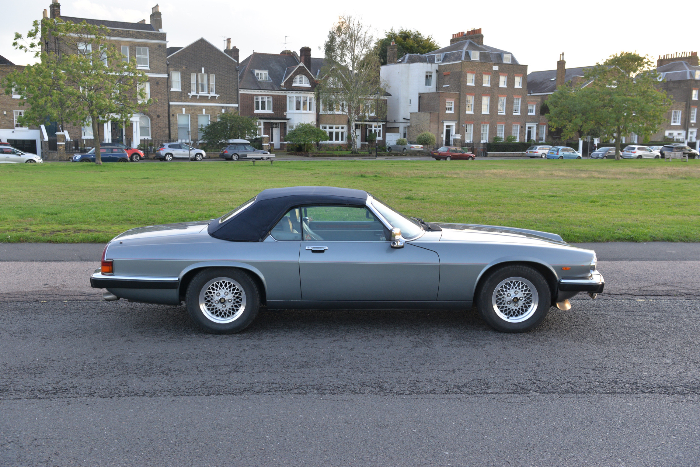 Jaguar XJS V12 Convertible イタリア製 1988 Jaguar XJS V12 Convertible by Hess & Eisenhardt