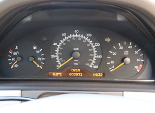 1996 MERCEDES-BENZ (W210) E320 - 3,032 MILES FROM NEW